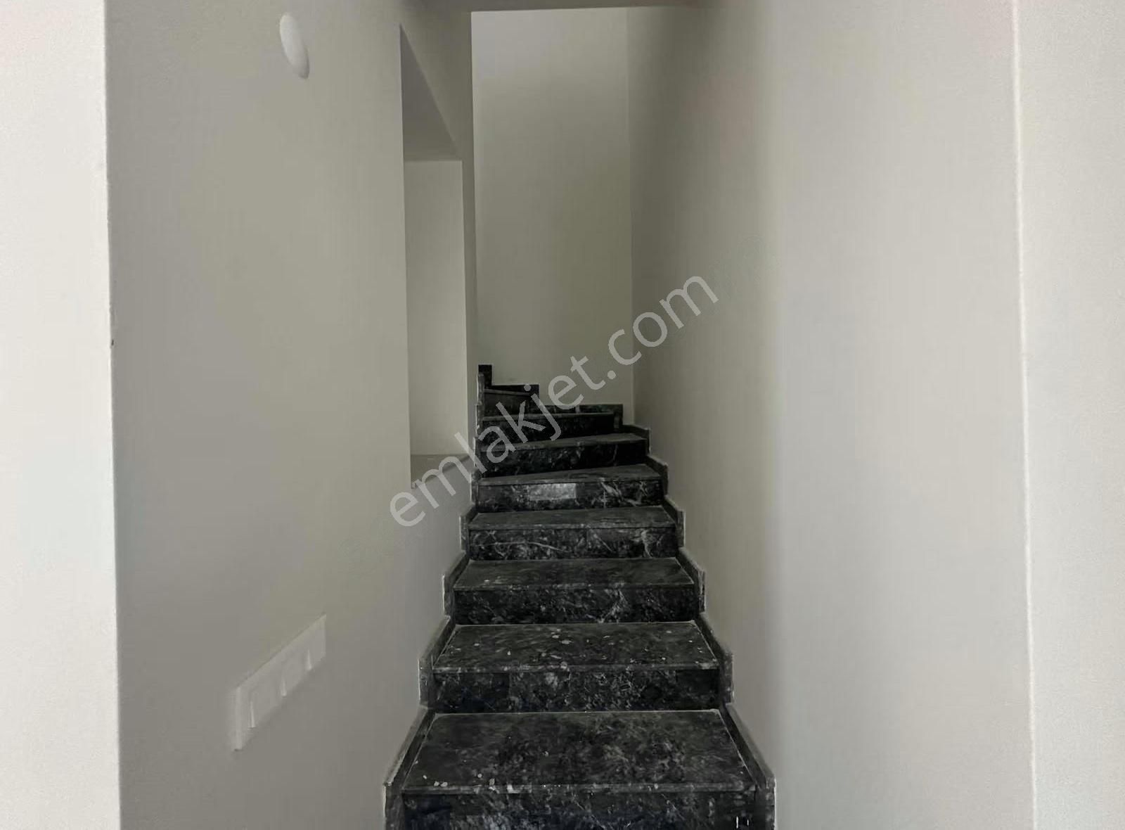 Çanakkale Merkez Çınarlı'da 5+1 Lüks Villa - Görsel 12