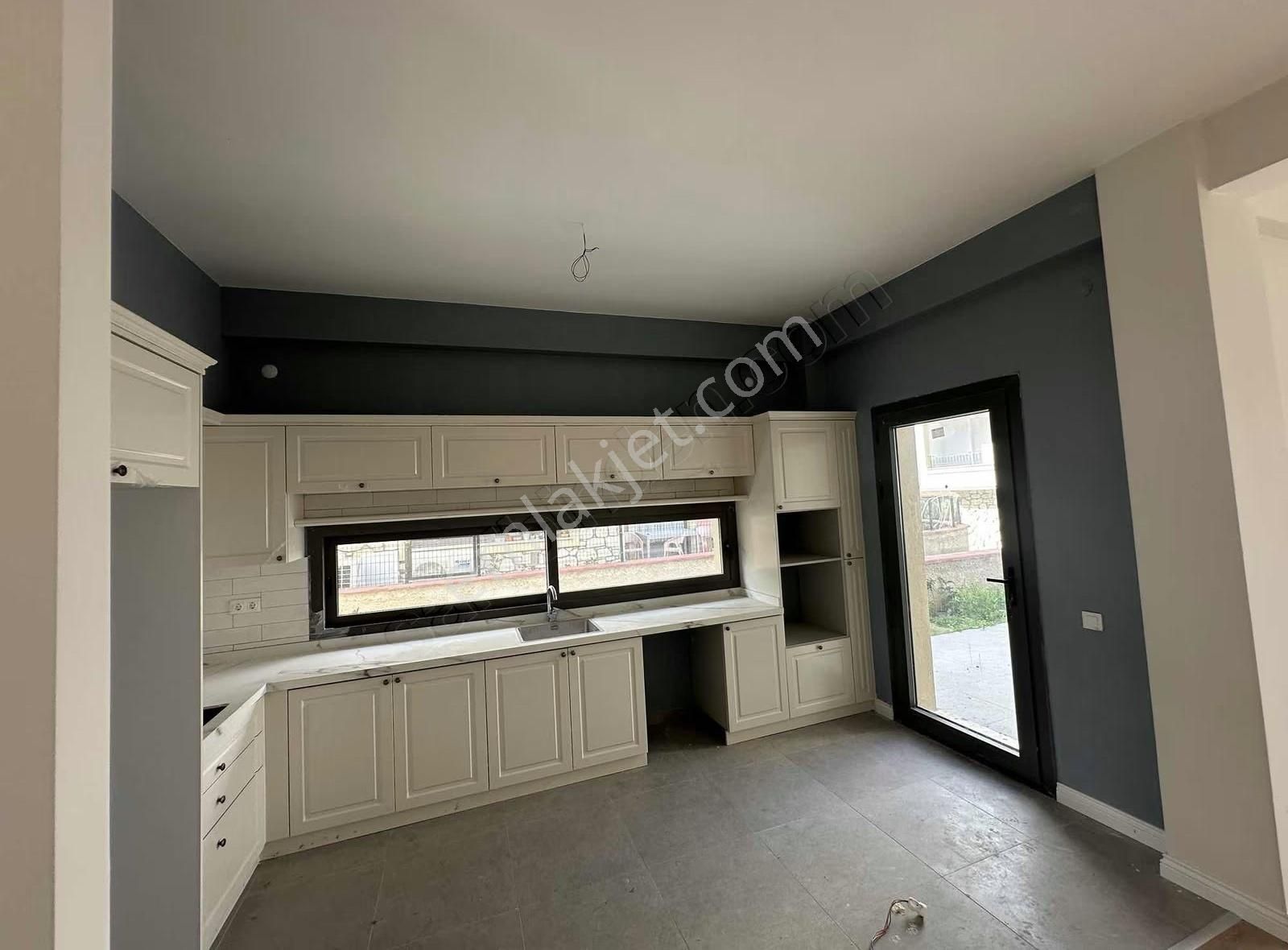 Çanakkale Merkez Çınarlı'da 5+1 Lüks Villa - Görsel 23