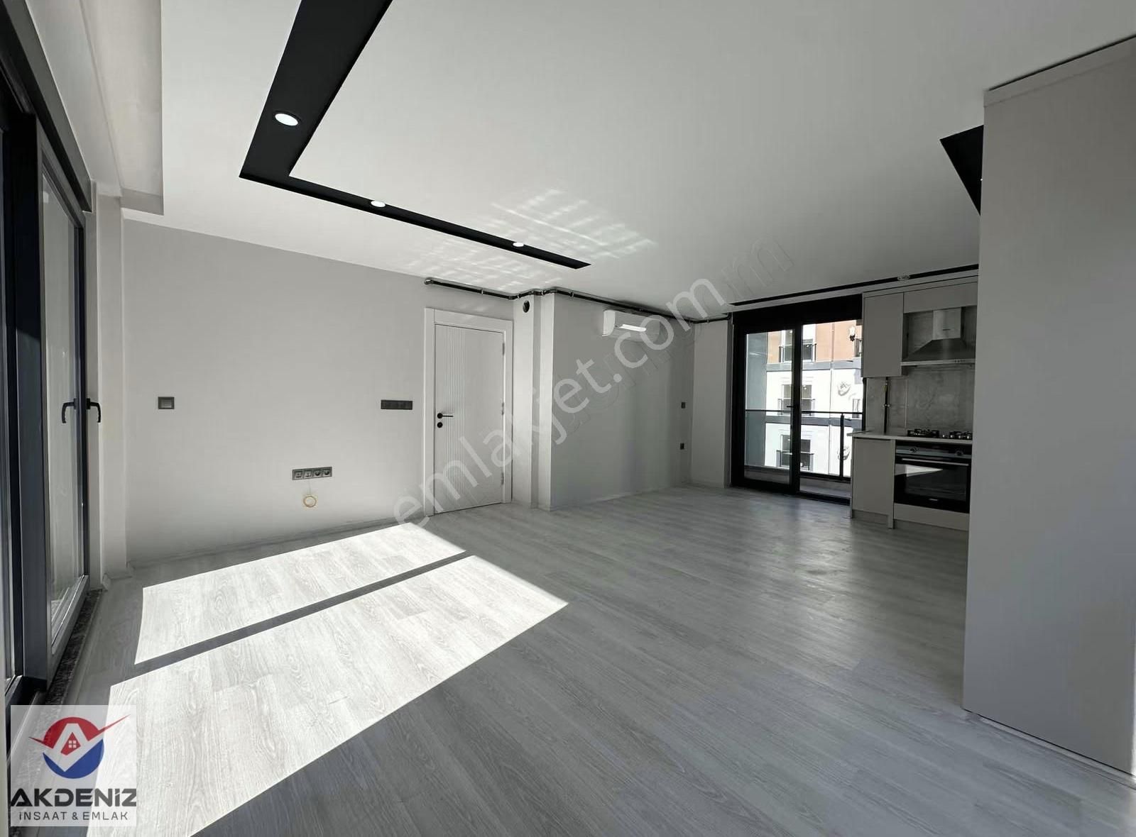 Denize Yürüme Mesafesinde Oturuma Hazır Güney Cephe Daire - Görsel 9