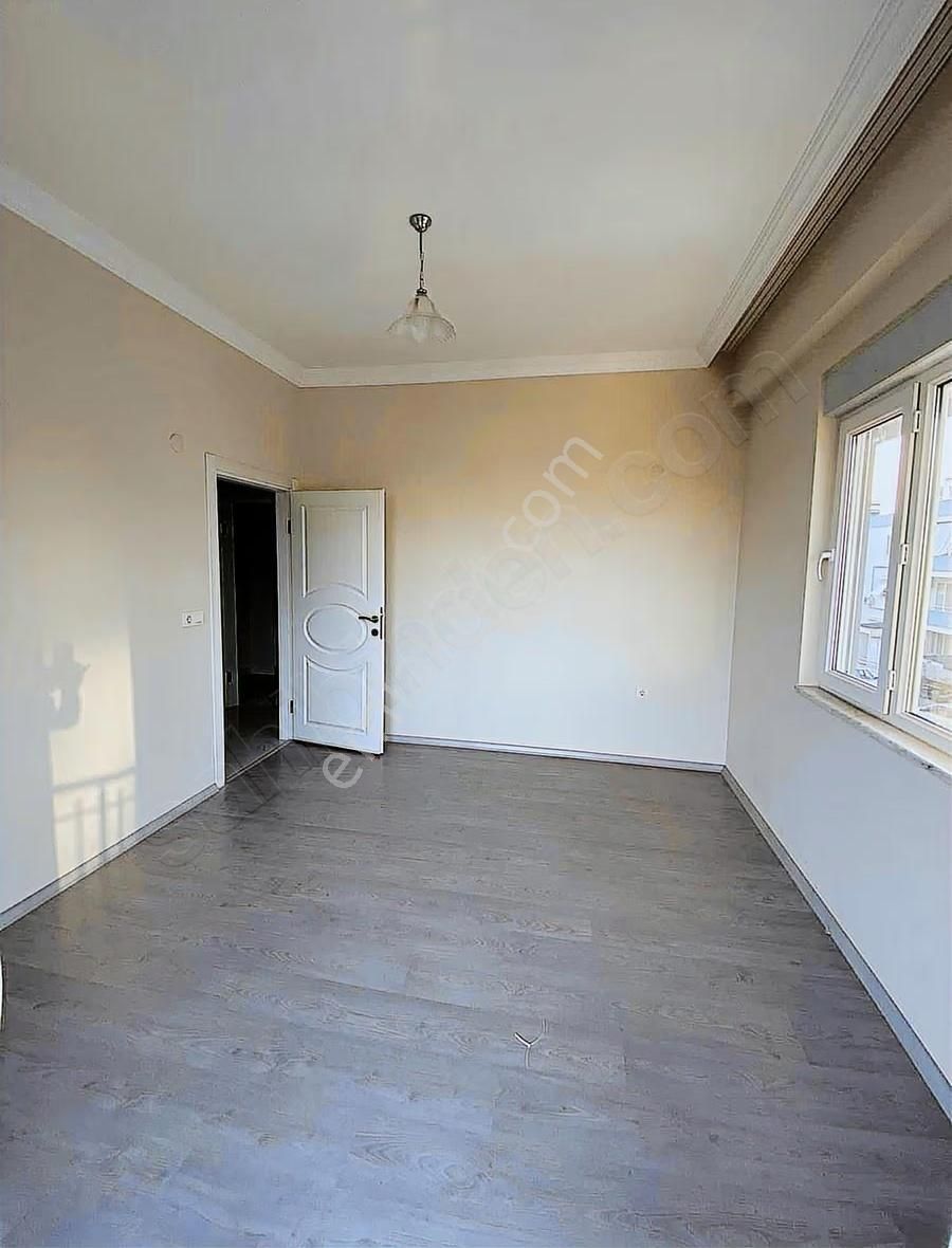 Sarılar Mahallesi'nde 3 + 1 Ara Kat Dairemiz Satılıktır - Görsel 3