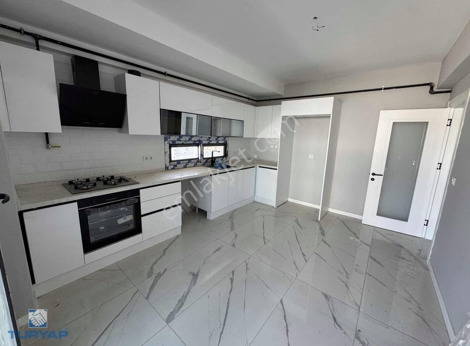 Torbalı Muratbey Mahallesinde Havuzlu Sitede Satılık 3+1 Daire - Görsel 14