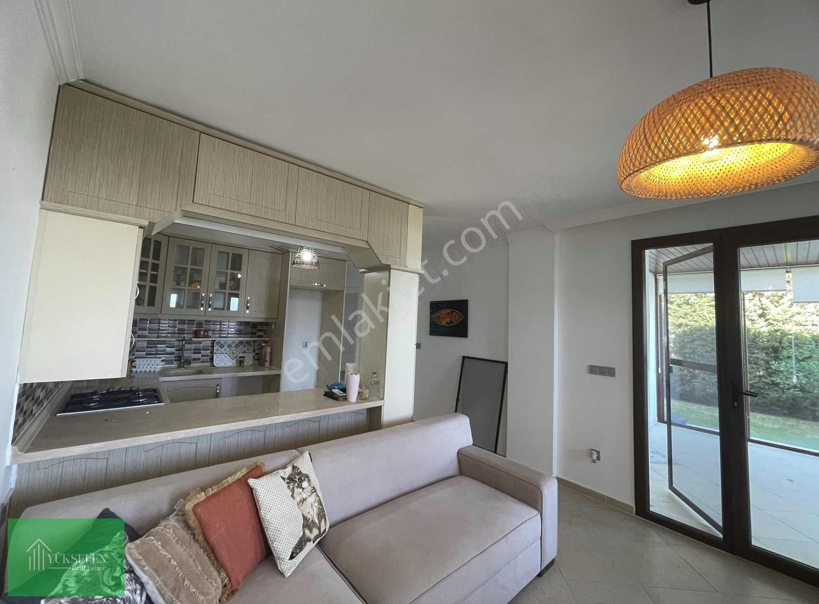 Deniz Manzaralı 2+1 Bahçe Katı Daire - Görsel 12