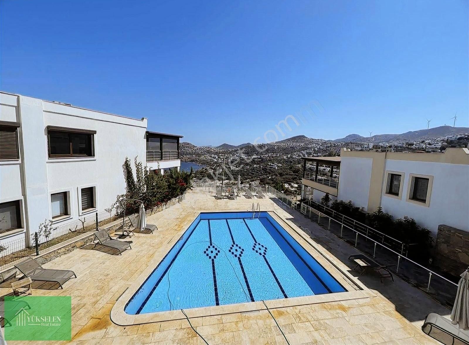 Deniz Manzaralı 2+1 Bahçe Katı Daire