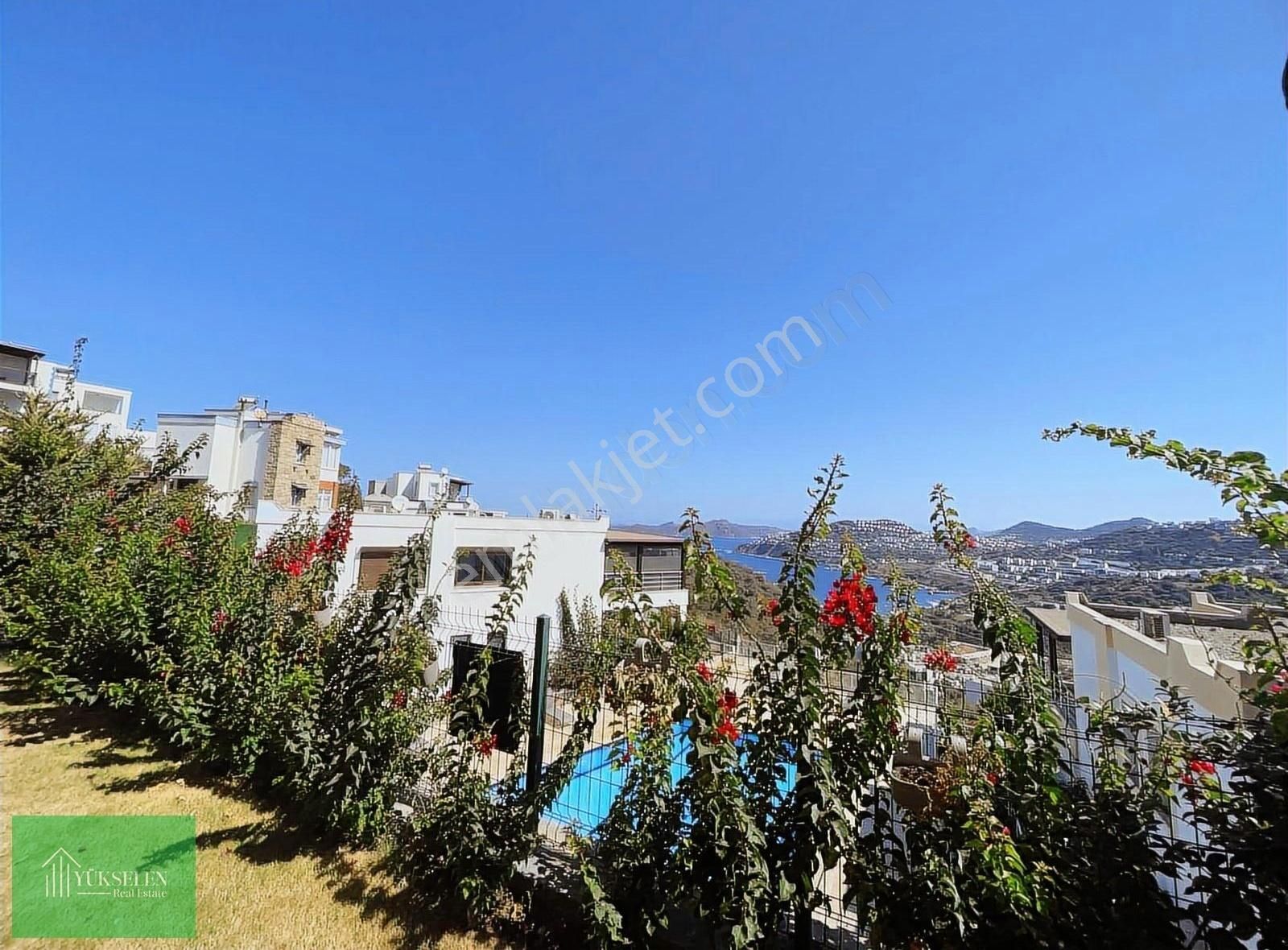 Deniz Manzaralı 2+1 Bahçe Katı Daire - Görsel 23