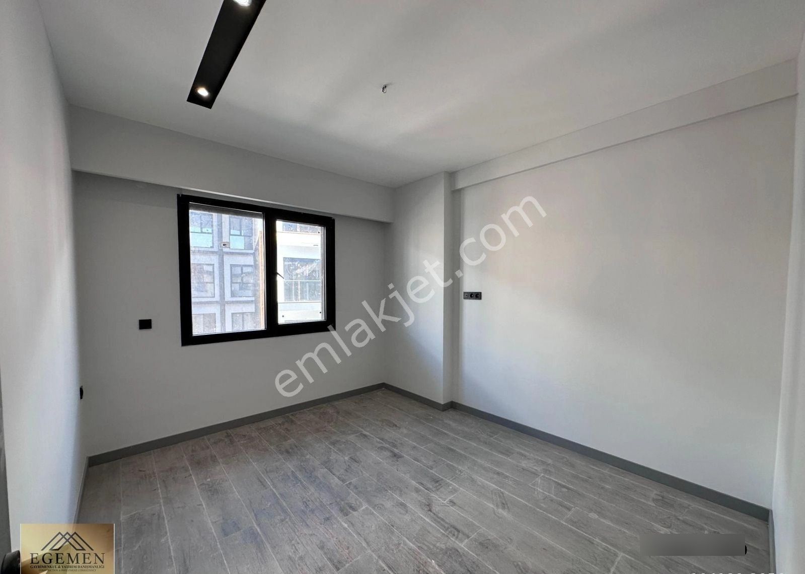 Kuşadası Garaj Arkası Sıfır Site İçerisinde 1+1 Satılık Daire - Görsel 10