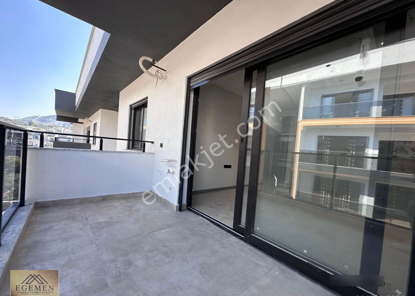 Kuşadası Garaj Arkası Sıfır Site İçerisinde 1+1 Satılık Daire - Görsel 15