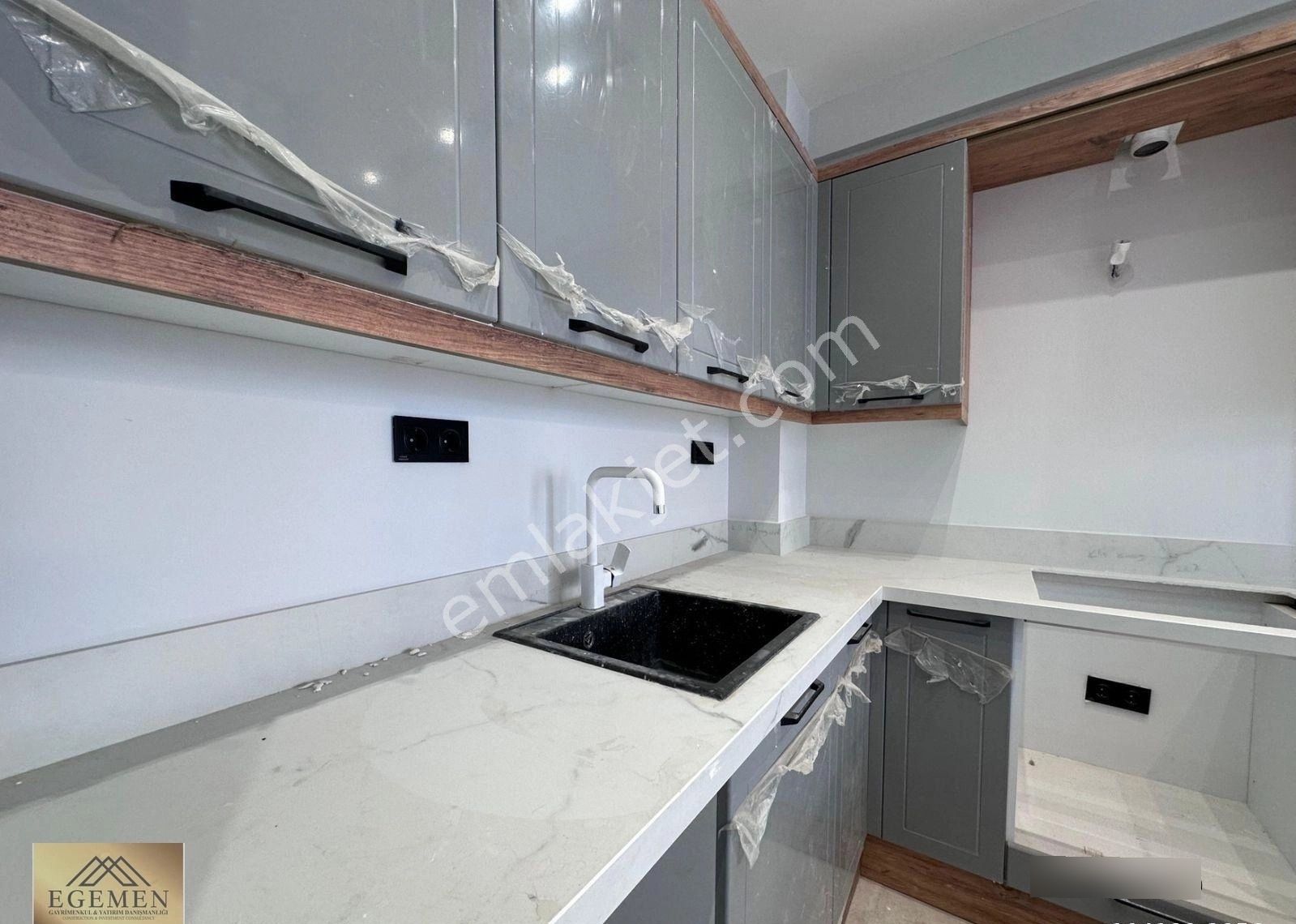 Kuşadası Garaj Arkası Sıfır Site İçerisinde 1+1 Satılık Daire - Görsel 7