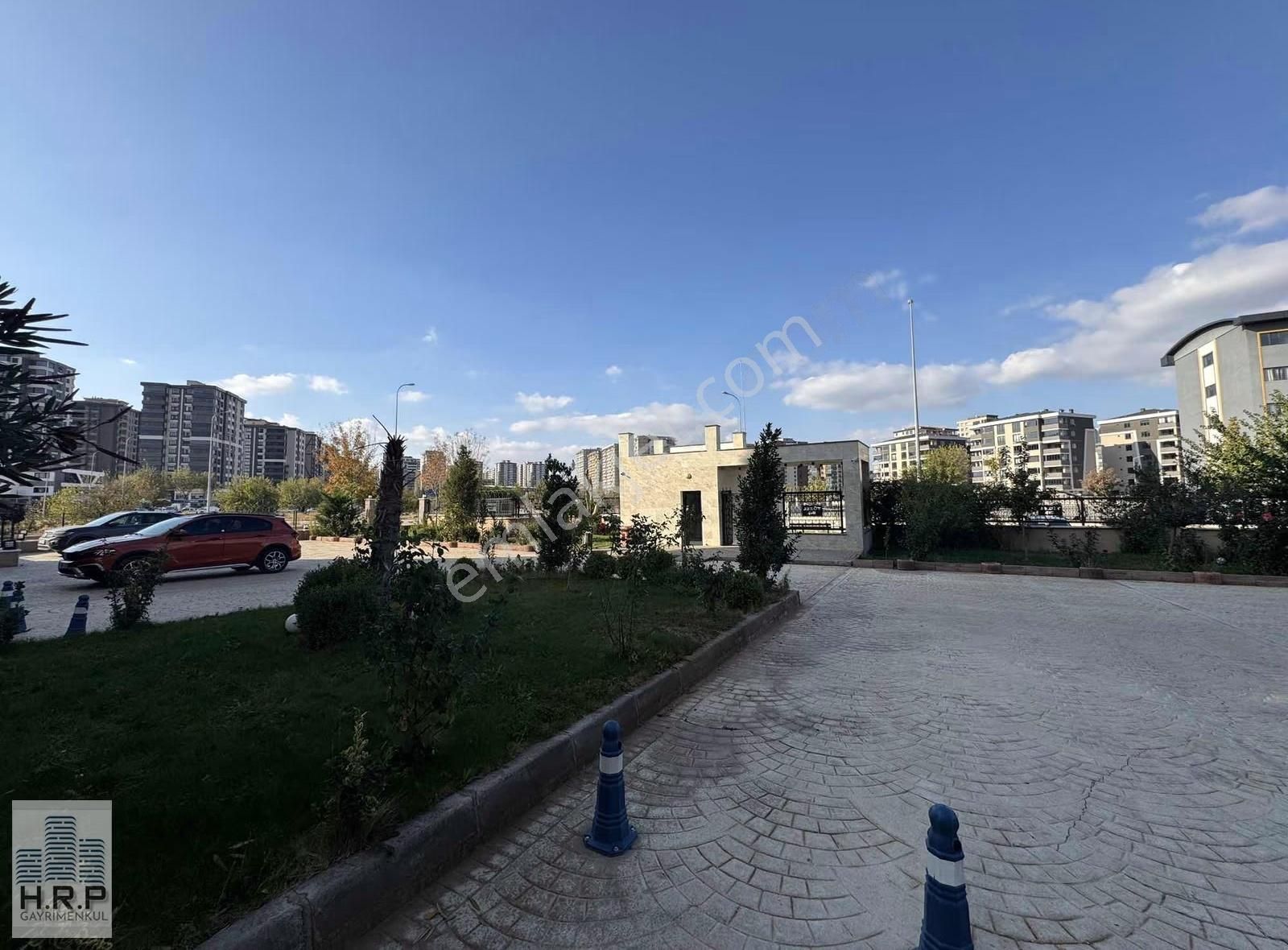 Hrp Gayrimenkul'den Metro Civarı 3+1 Fırsat Daire - Görsel 19