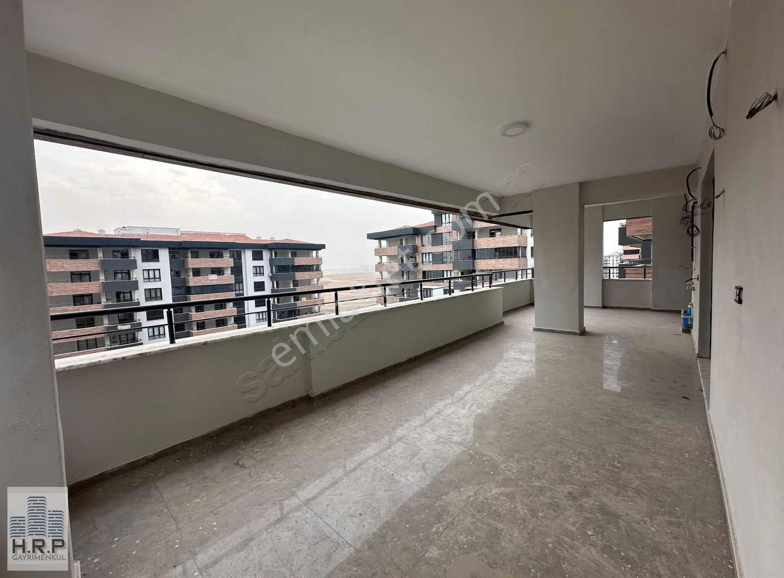 Hrp Gayrimenkul'den Güvenoglu Çınar Evlerde Satılık 3.5+1 Daire - Görsel 2