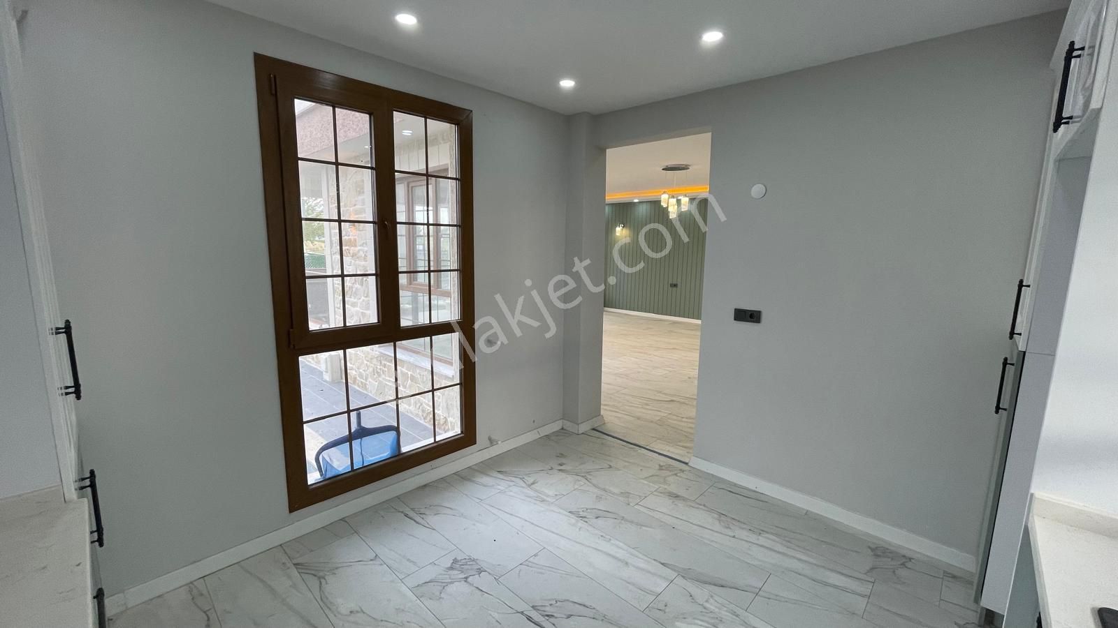 ^^ Koyuncu Gyrm ^^ 320m Arsa İçerisinde Muhteşem Havuzlu Villa Araba Takas Çek Vade - Görsel 23