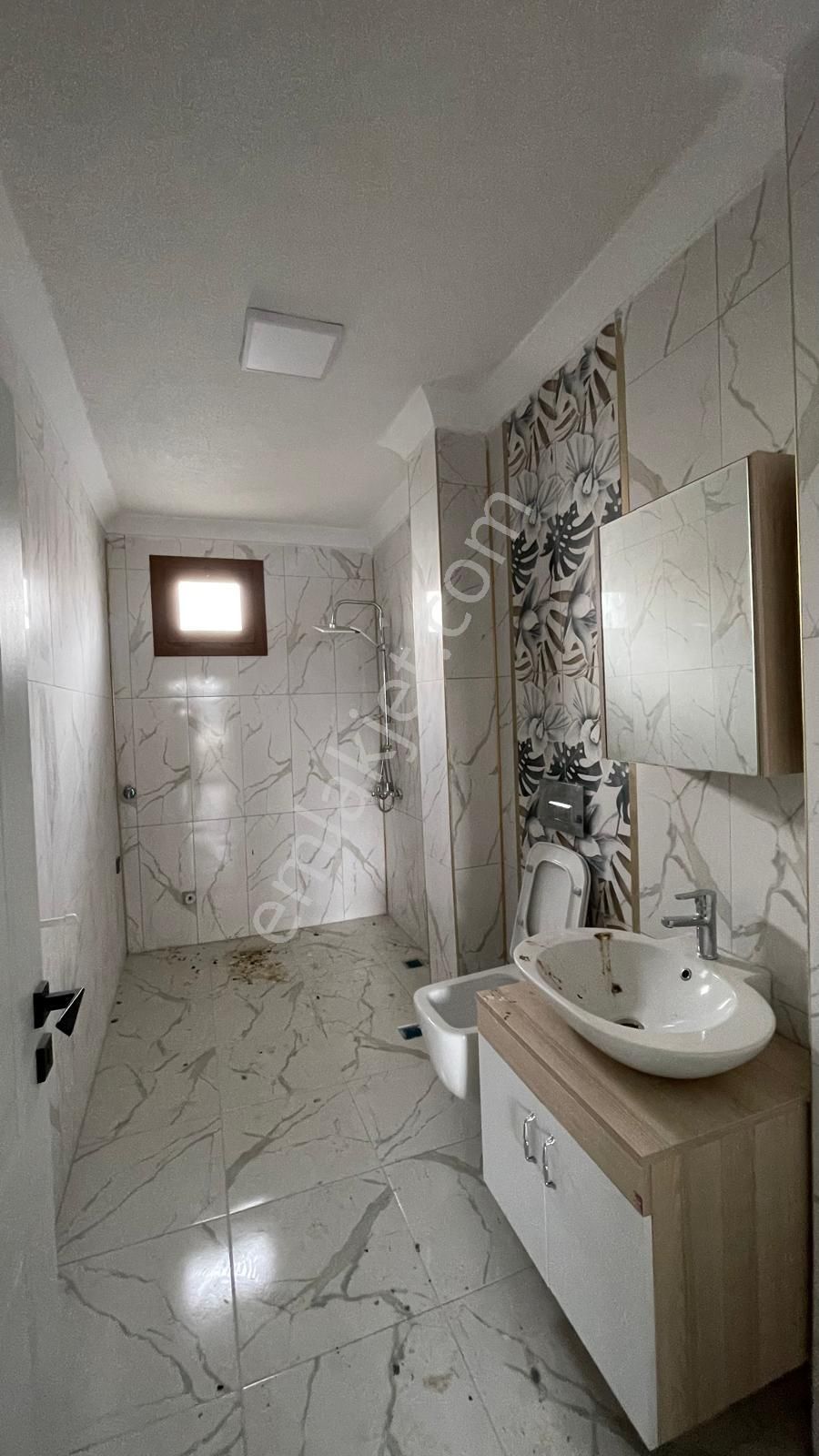 ^^ Koyuncu Gyrm ^^ 320m Arsa İçerisinde Muhteşem Havuzlu Villa Araba Takas Çek Vade - Görsel 17