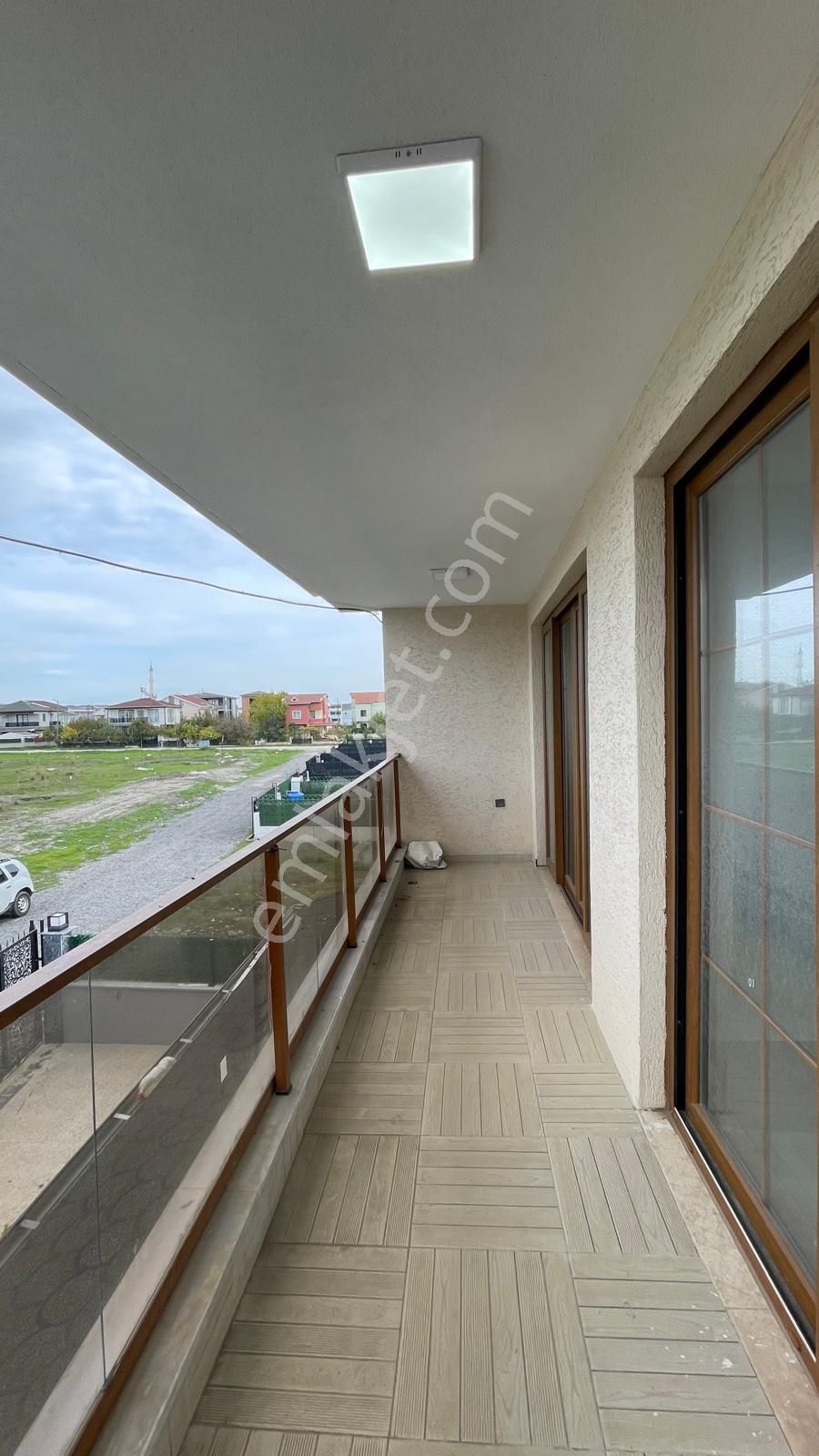 ^^ Koyuncu Gyrm ^^ 320m Arsa İçerisinde Muhteşem Havuzlu Villa Araba Takas Çek Vade - Görsel 4