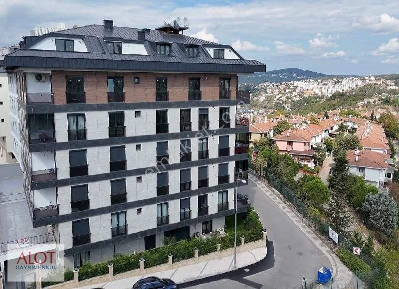 Cengelköyde Lüks Boğaz Manzaralık Satılık Dubleks Daire