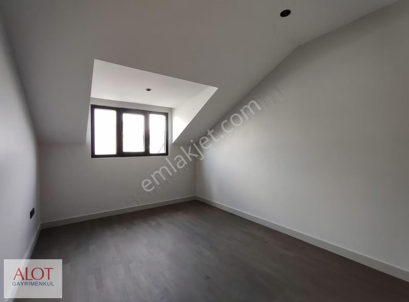 Cengelköyde Lüks Boğaz Manzaralık Satılık Dubleks Daire - Görsel 4