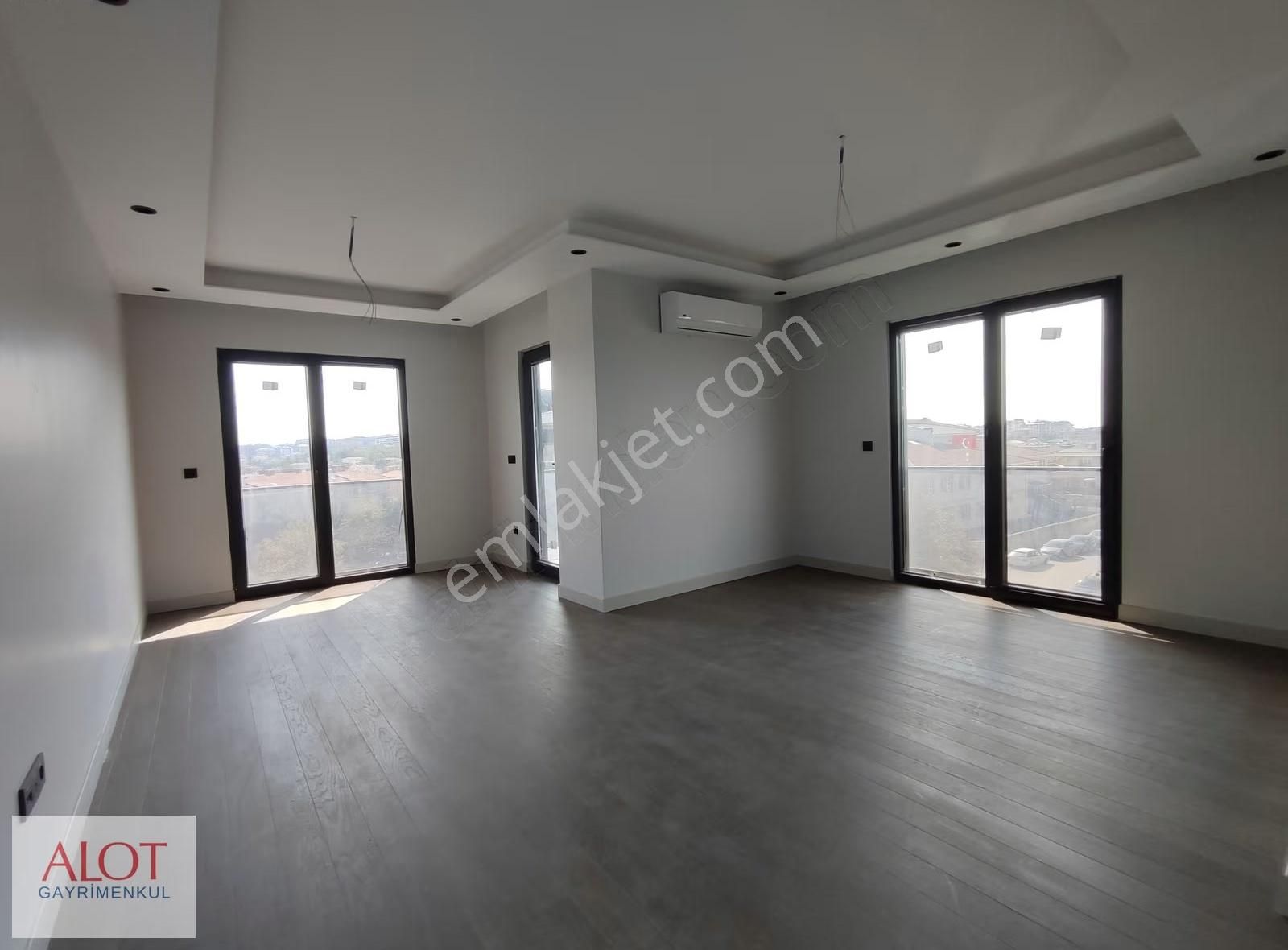 Cengelköyde Lüks Boğaz Manzaralık Satılık Dubleks Daire - Görsel 23