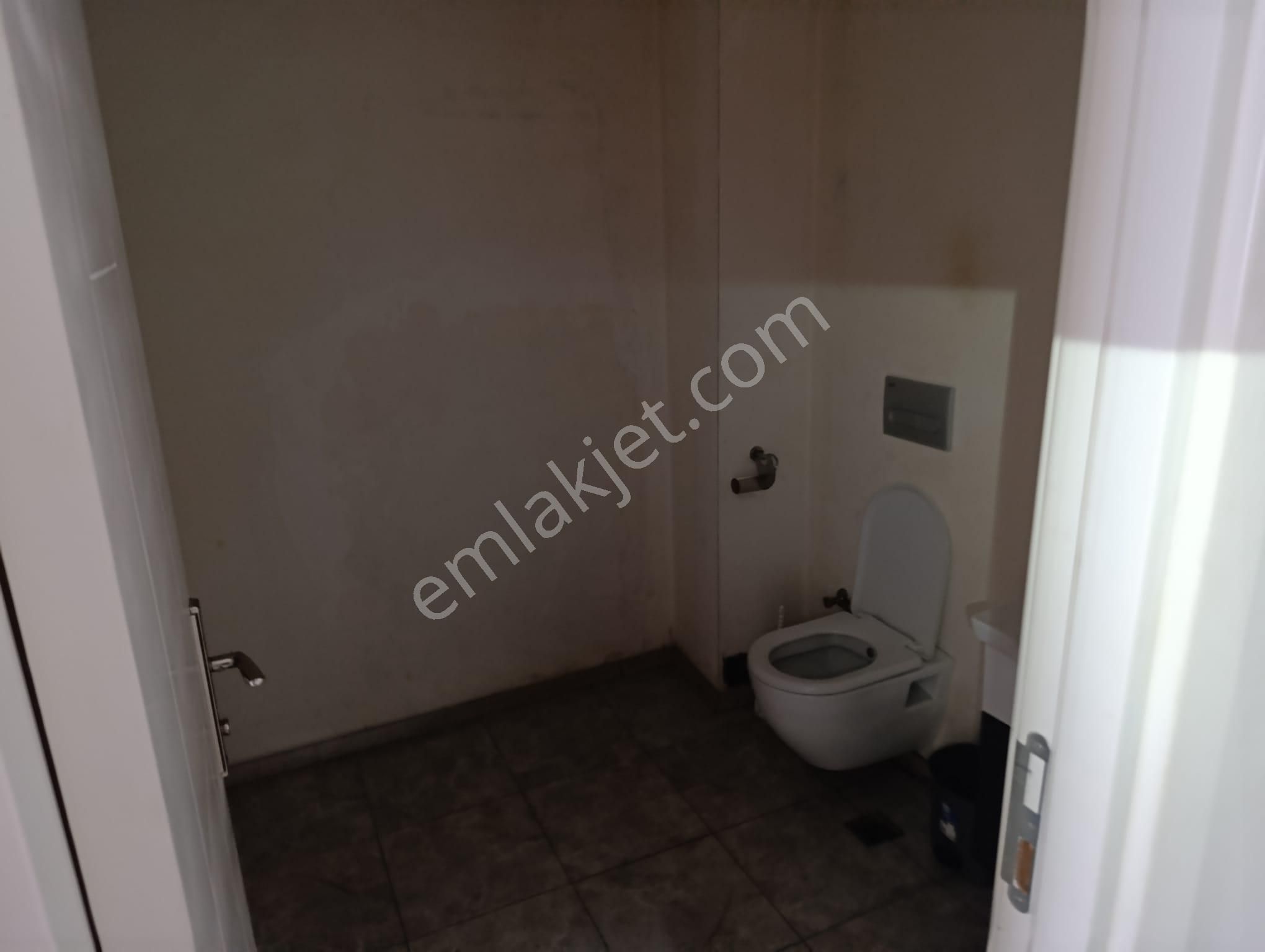 Üç Kardeşler'den İsmetpaşa Mh 100m2 Kiralık Dükkan - Görsel 9