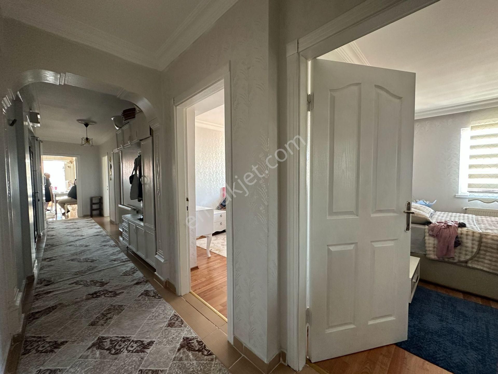 Altındağ - Battalgazi Mahallesinde Caddeye Yakın 3+1 Satılık Daire !!! - Görsel 19