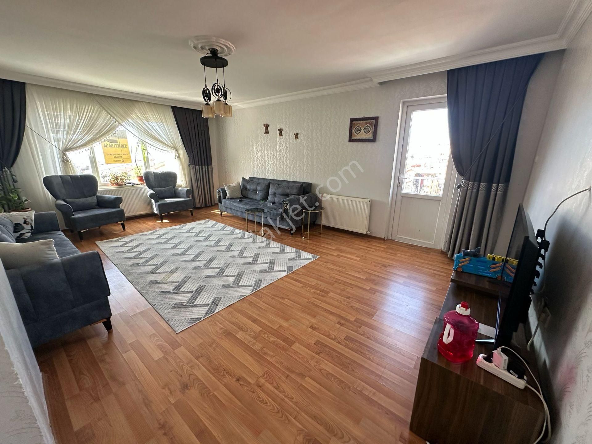 Altındağ - Battalgazi Mahallesinde Caddeye Yakın 3+1 Satılık Daire !!! - Görsel 2