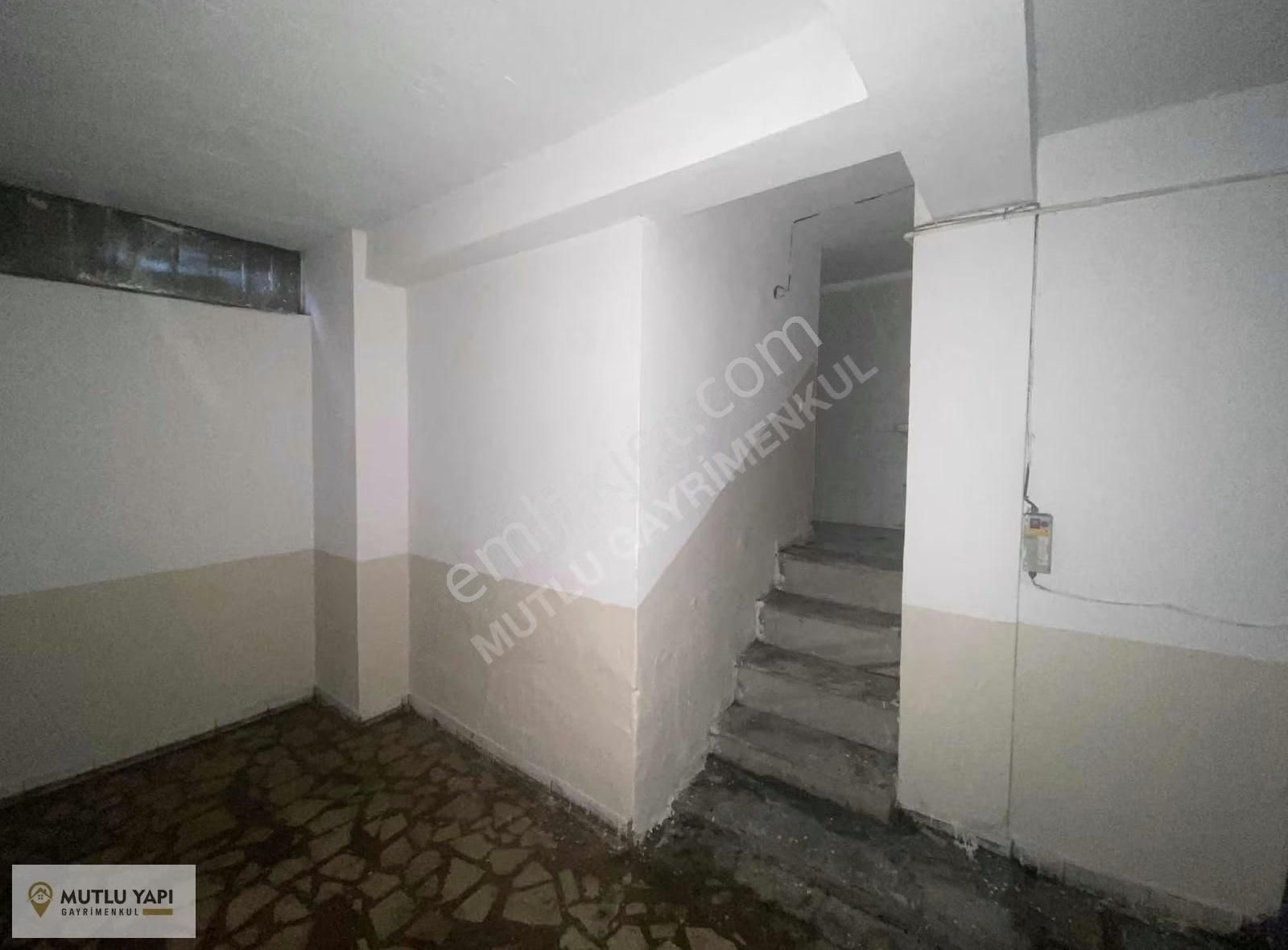 Mutlu Gayrimenkul'den Acil Satılık 300m² İşyeri - Görsel 5