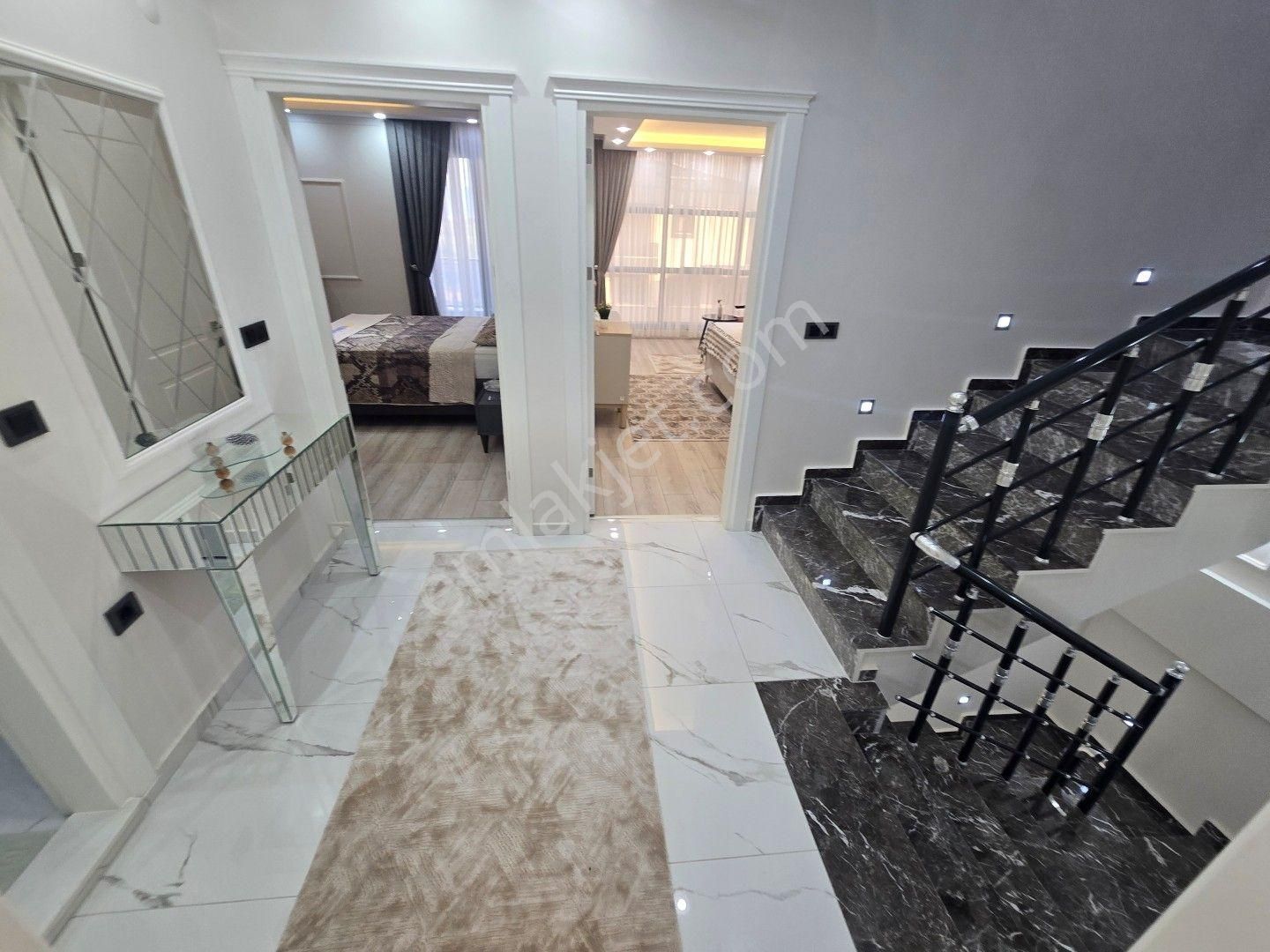 Altınkum Plaja 1km Mesafede Satılık Müstakil 5+1 Ayrı Mutfaklı Sıfır Özel Tasarım Eşyalı Villa - Görsel 9