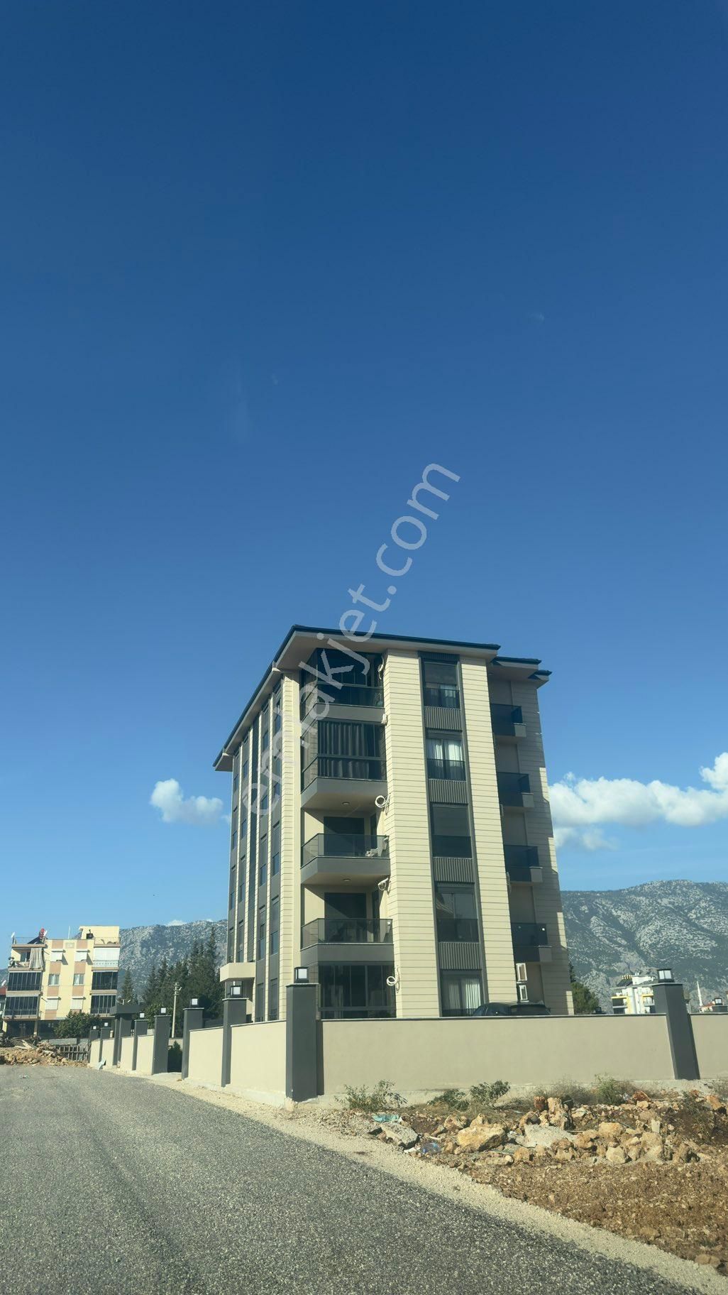 Döşemealtı Yeniköy Yeni Binada Kiralık 2+1 - Görsel 13