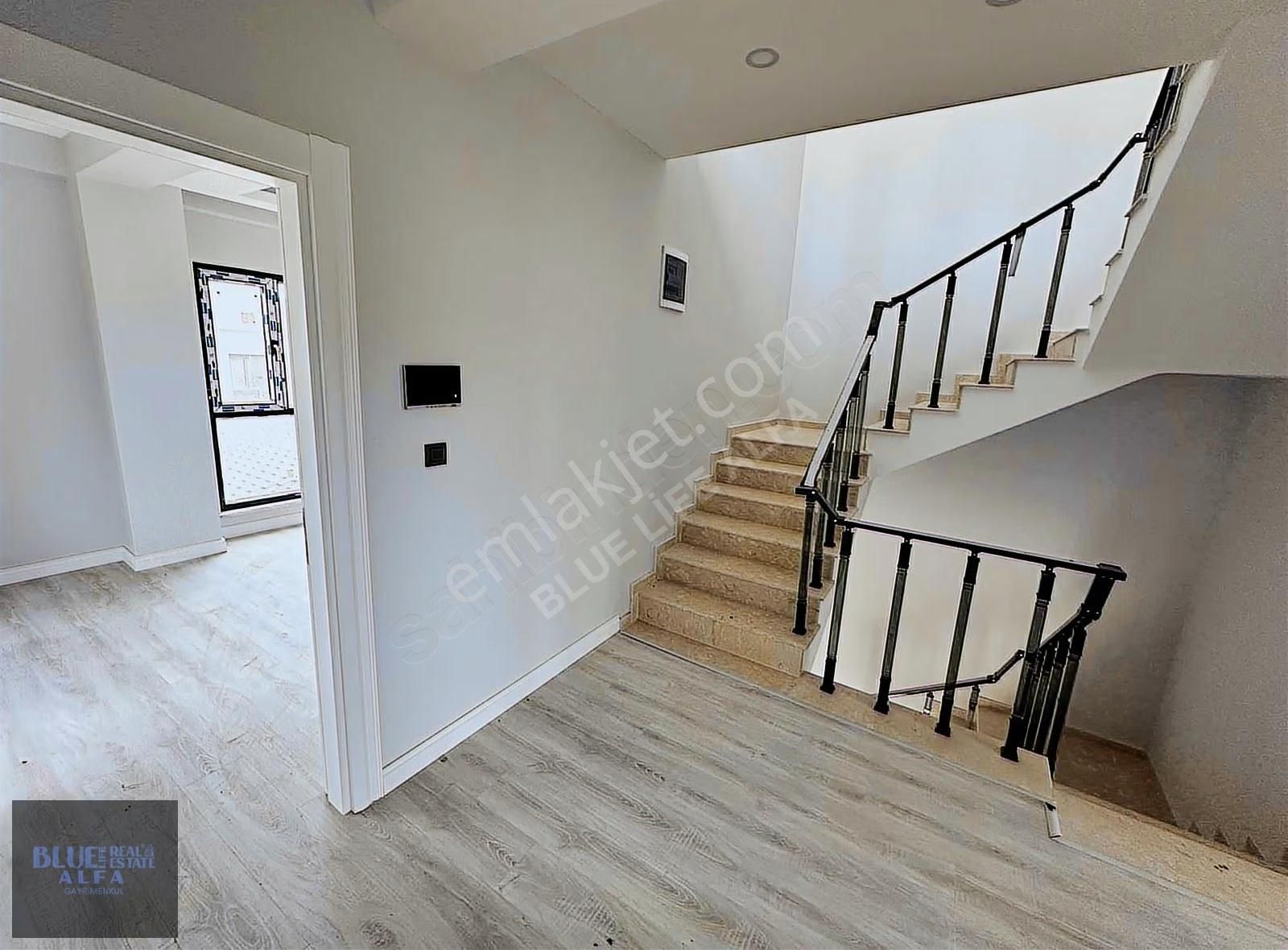 Dereçavuş'ta Satılık 4+1 Havuzlu Villa - Görsel 8