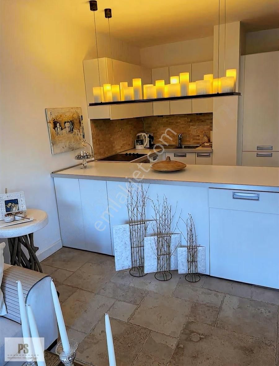 Göltürkbükü'nde Geniş Teraslı, Havuzlu, Doğa İçinde 2+1 Daire - Görsel 2