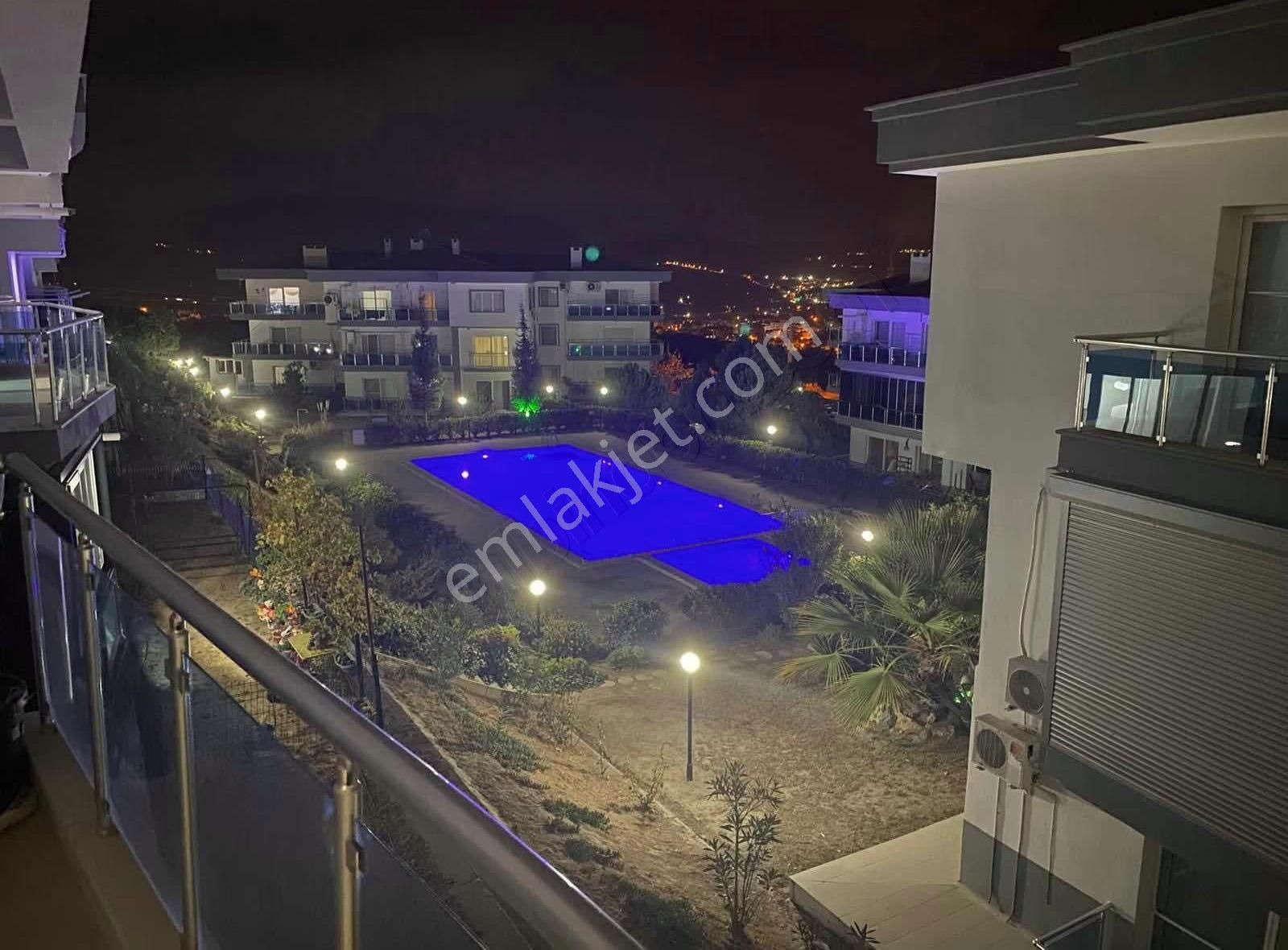 Barış Sitesinde Havuz Cepheli 3+1 Daire - Görsel 19