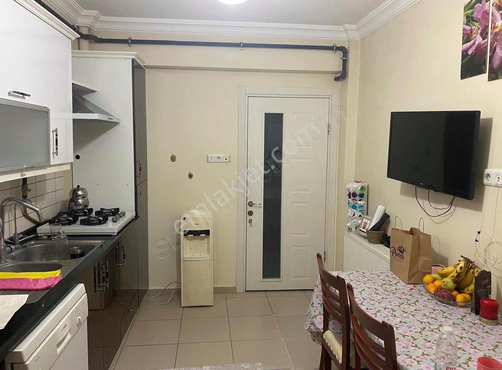 Barış Sitesinde Havuz Cepheli 3+1 Daire - Görsel 17