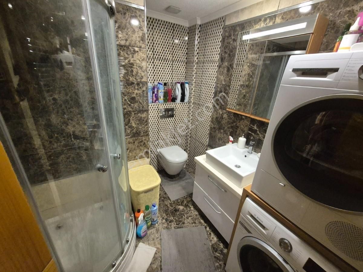 Altıntepe De Ulaşıma Yakın 10 Yıllık Binada Yüksek Giriş 2+1 - Görsel 12