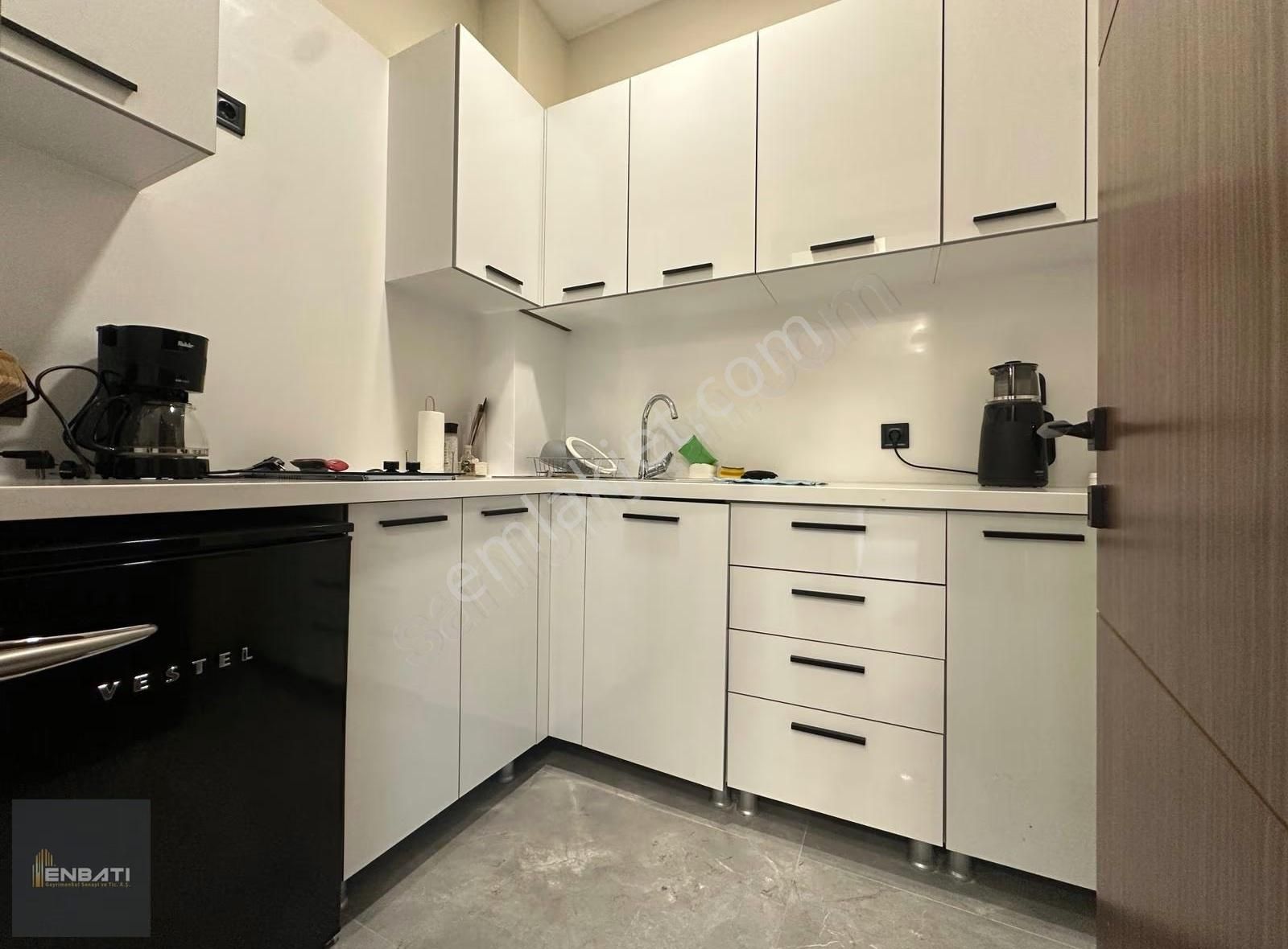 Vega Cadde Teraslı Özel Tasarım Eşyalı Ofis / Enbatı A.ş. - Görsel 12