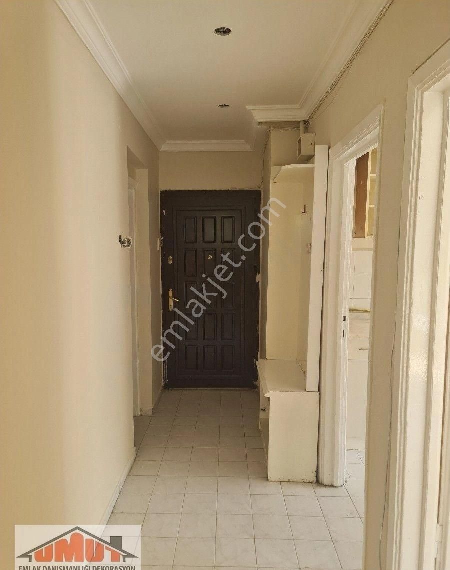 Beşevler Metrosuna Çok Yakın Katta Kombili 3+1 - Görsel 5