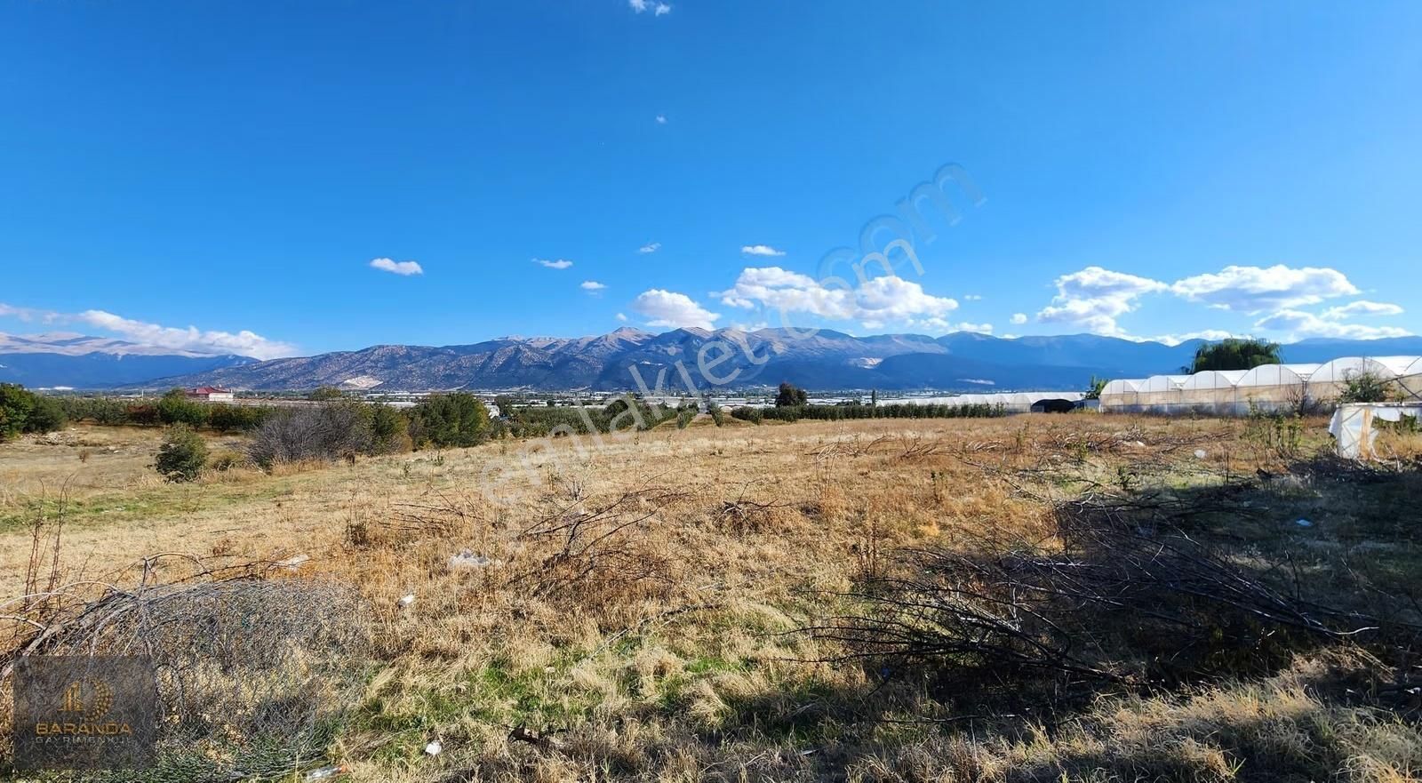 Elmalı İslamlar Mahallesinde 2+1 Yayla Evi Ve 3229 M² Arsası - Görsel 4