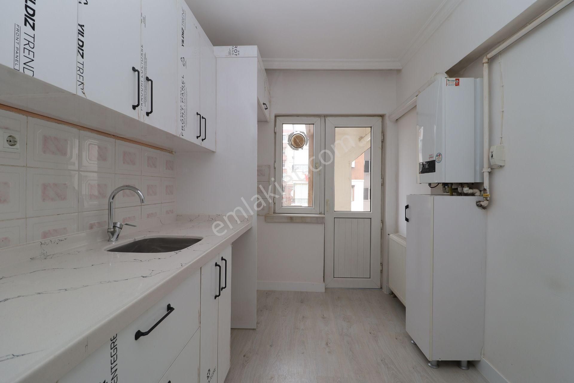 Akif'ten Batı Adliyesi Arkasında Sitede 3+1 Kiralık Daire - Görsel 2