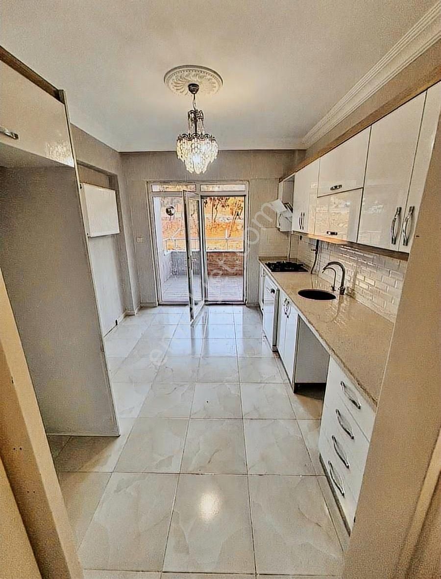 Abdulkadir Yüksek Hastanesi Civarı 2+1 Satılık Daire - Görsel 3