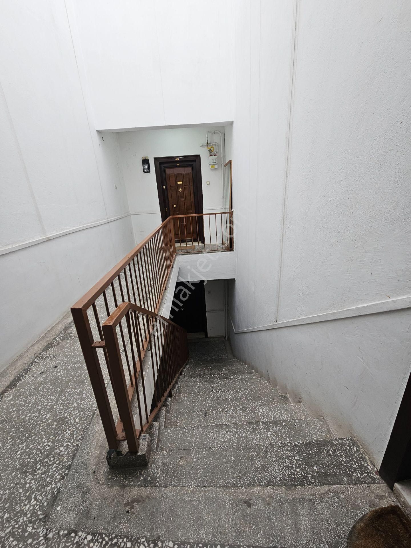 Çankaya Aşağı Öveçler 'de Acil Kiralık 3+1 İçi Yapılı Daire - Görsel 25