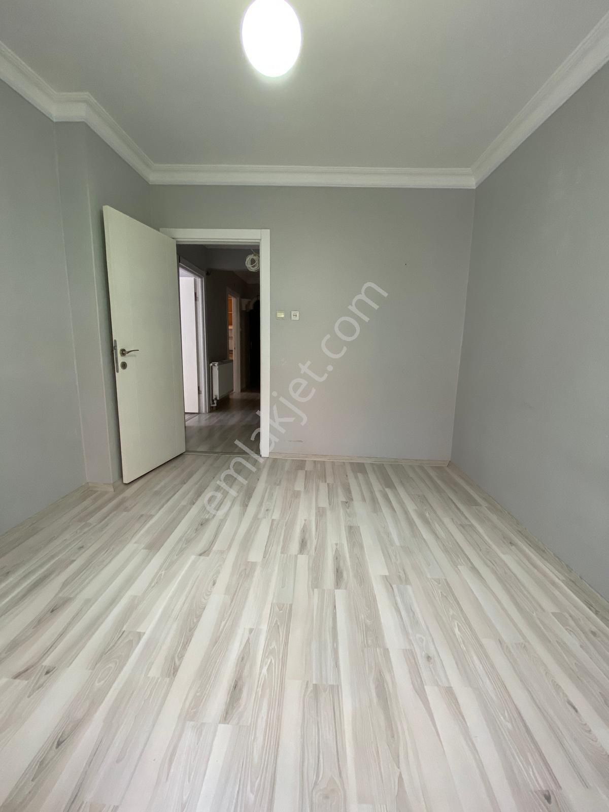 Valleyden Muhittin Mahallesinde Çarşıya Yakın, 3+1, 140m² Daire! - Görsel 6