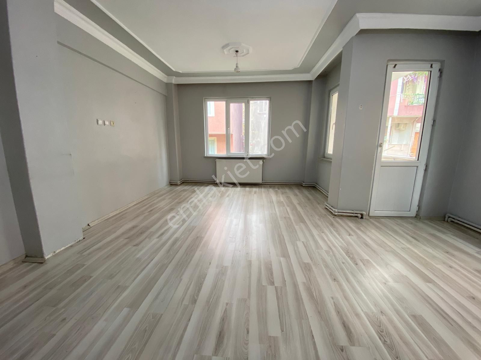 Valleyden Muhittin Mahallesinde Çarşıya Yakın, 3+1, 140m² Daire! - Görsel 12