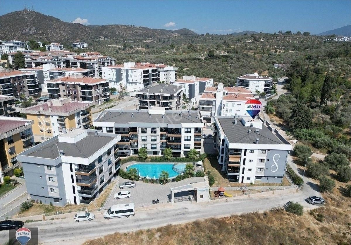 Kuşadası Havuzlu Site İçinde Bahçe Katı - Görsel 3
