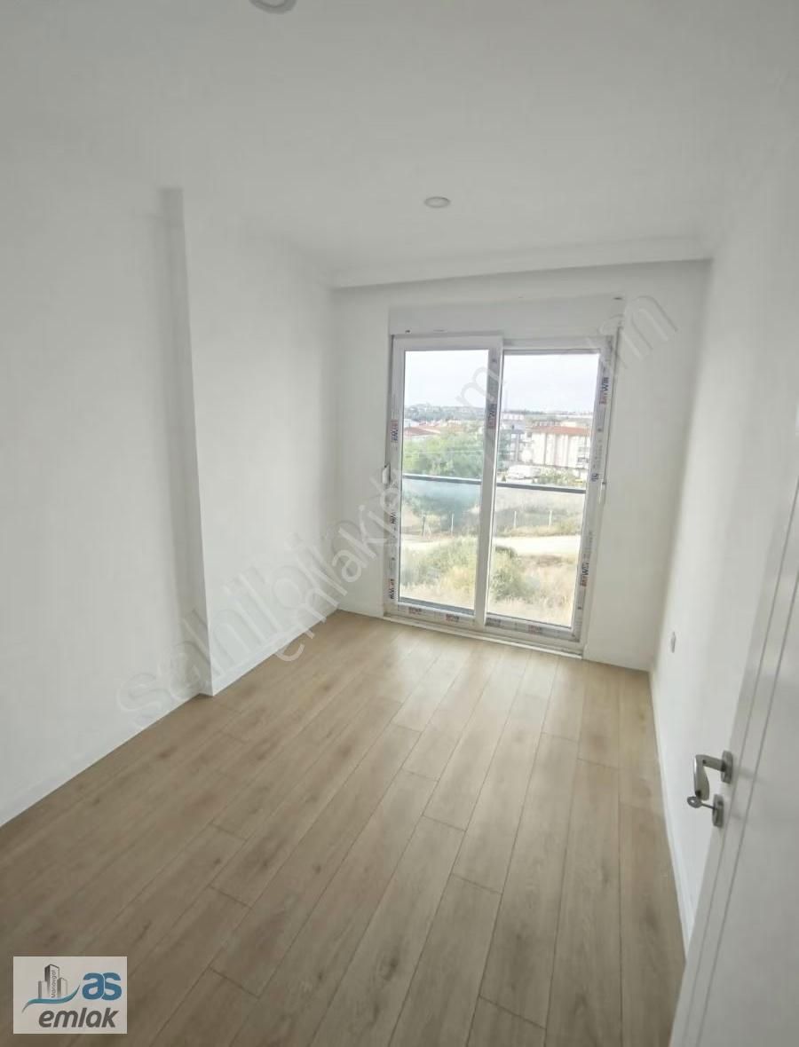 Büyük Migros Karşısı Havuzlu Köşe Başı Ara Kat 3+1 Daire - Görsel 13