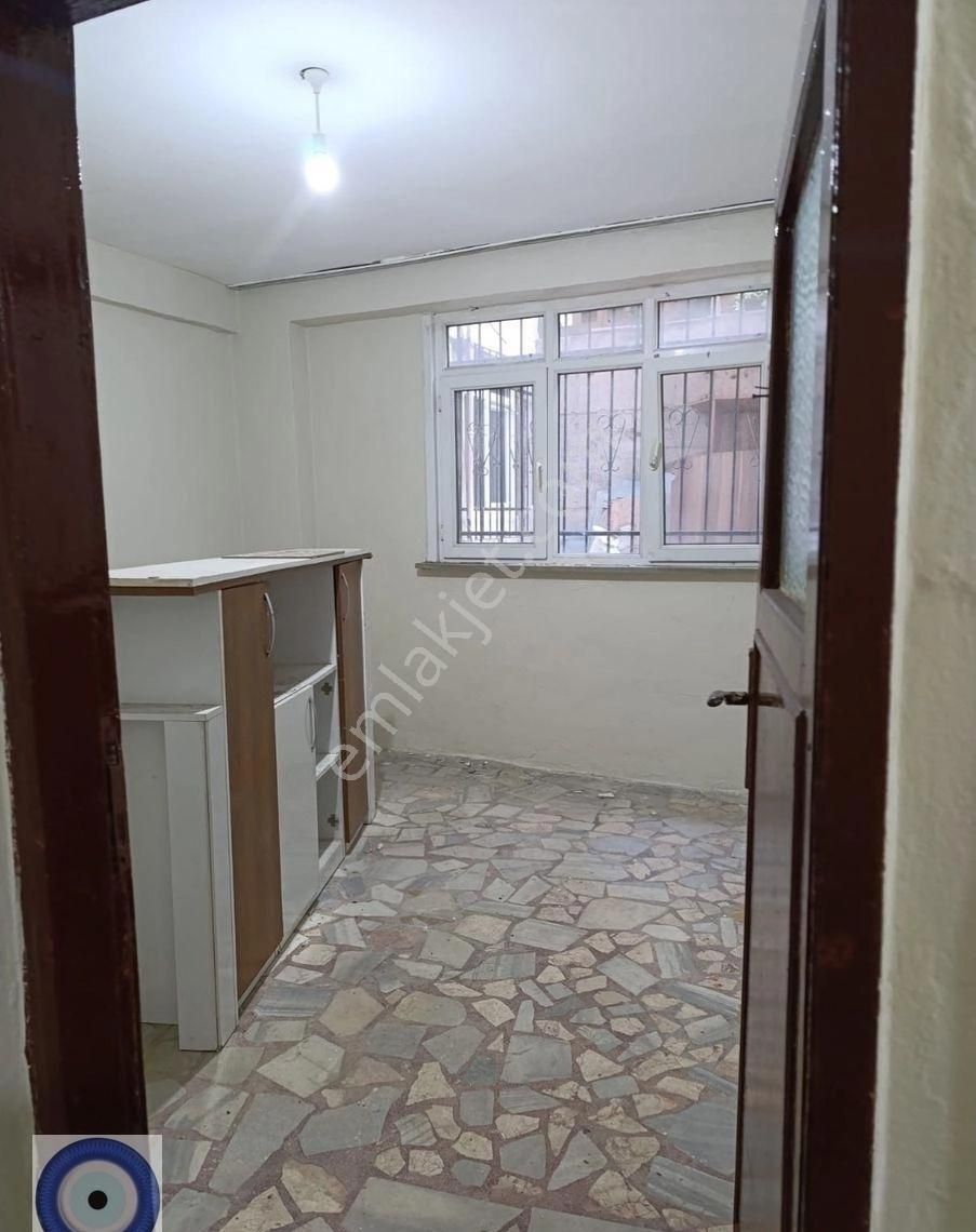 Es Emlaktan Kiralık Kocatepe De Dükkan - Görsel 3