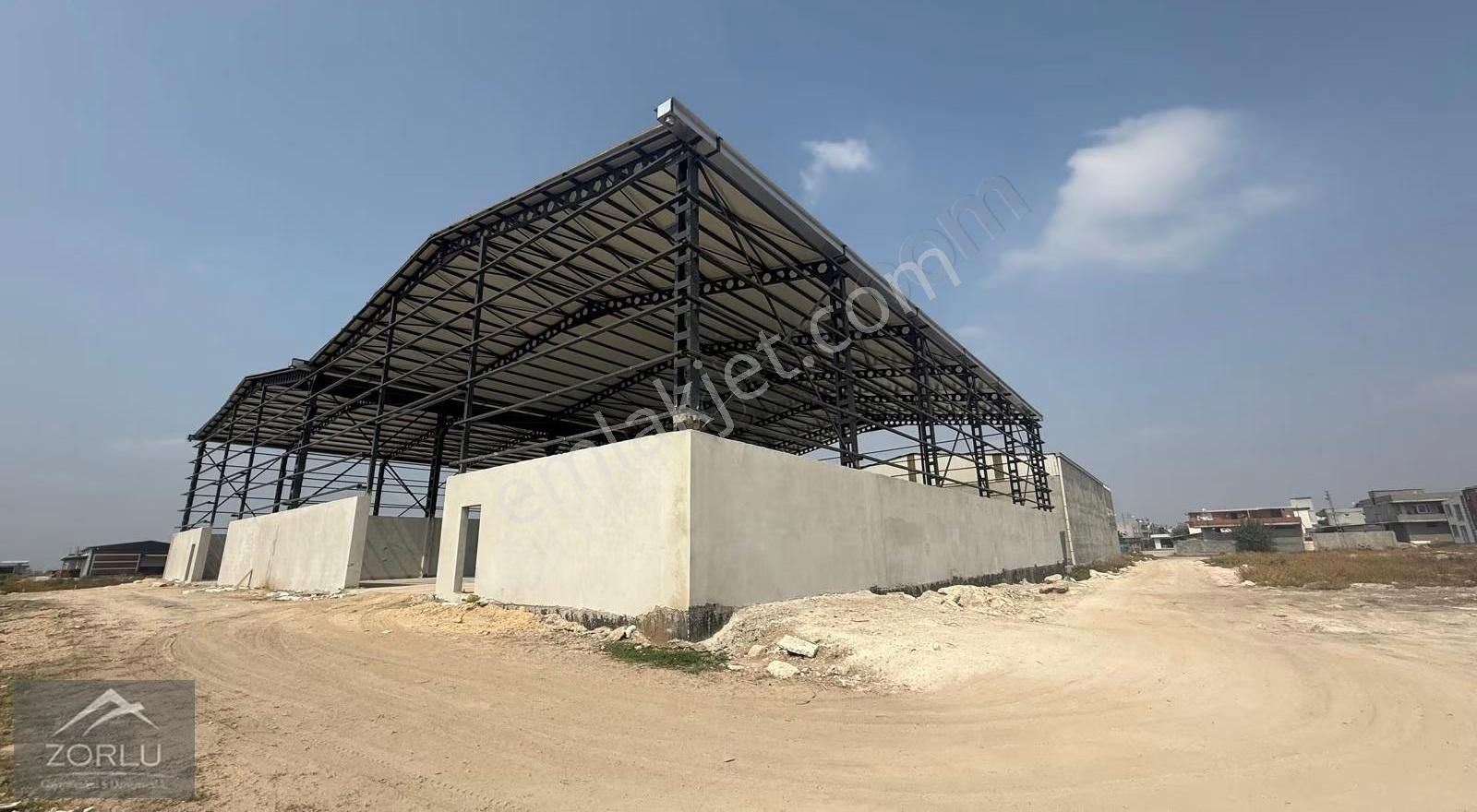 Zorlu Gayrimenkul'den Levent Mah'de 1000m2 Depo İşyeri Kiralık - Görsel 8