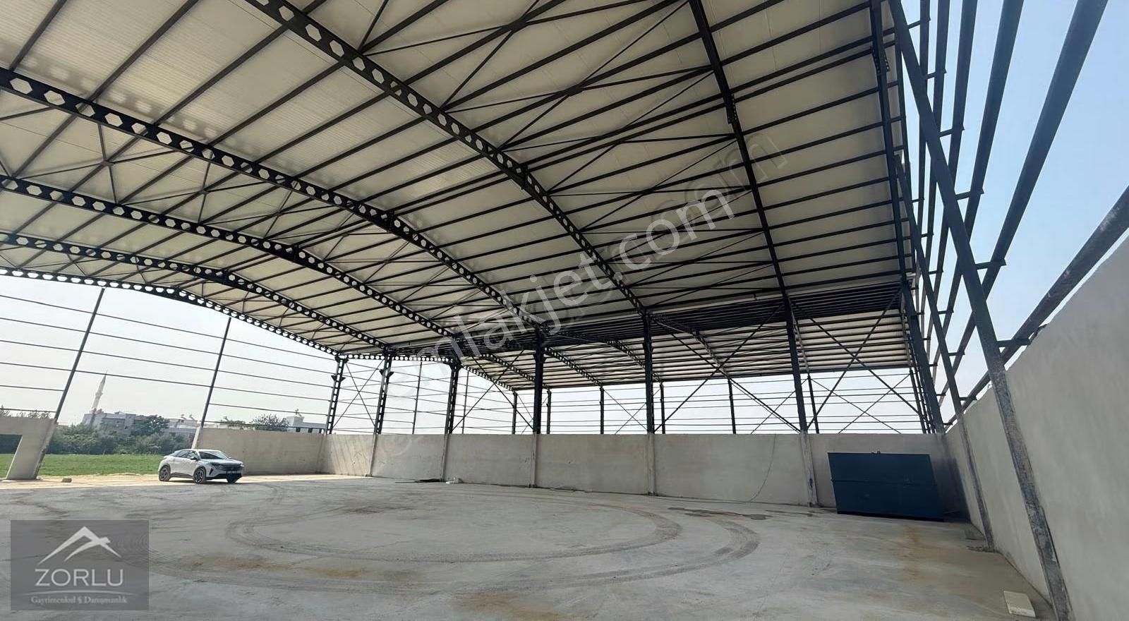 Zorlu Gayrimenkul'den Levent Mah'de 1000m2 Depo İşyeri Kiralık - Görsel 4