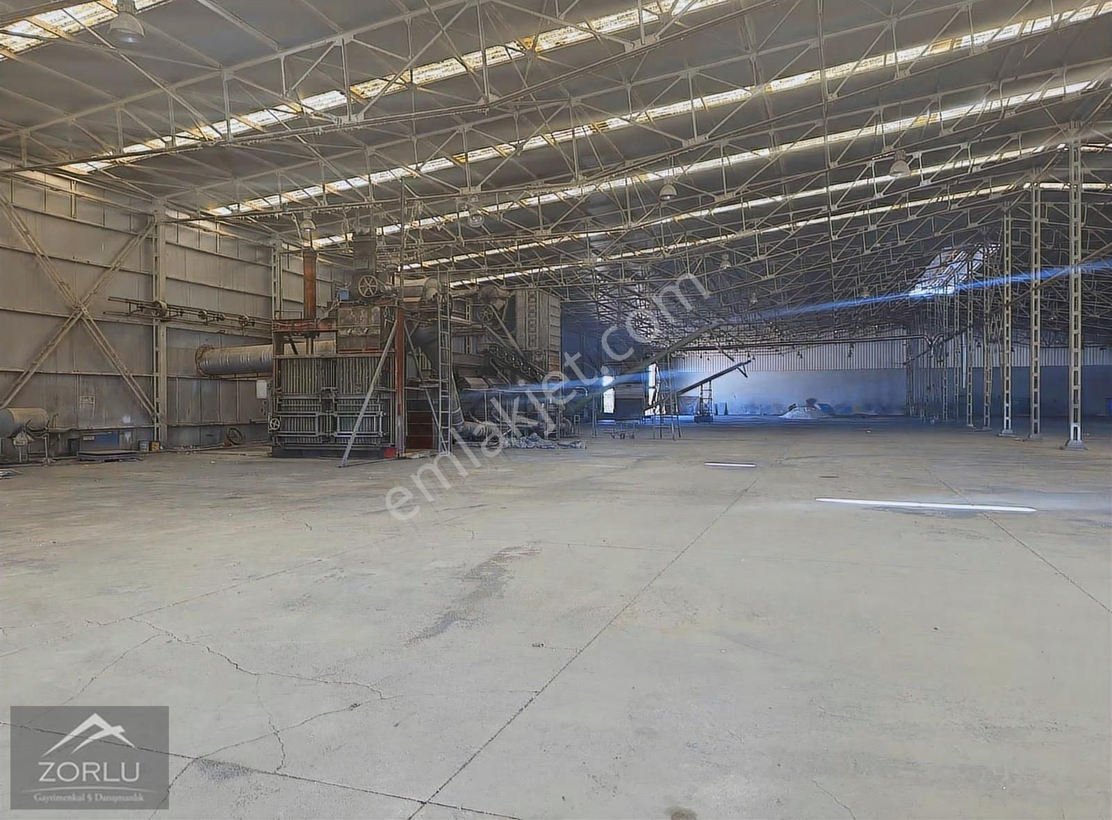 Zorlu Gayrimenkul'den Ceyhan'da 7500m2 Gezer Tavan Vinçli Aylık - Görsel 9