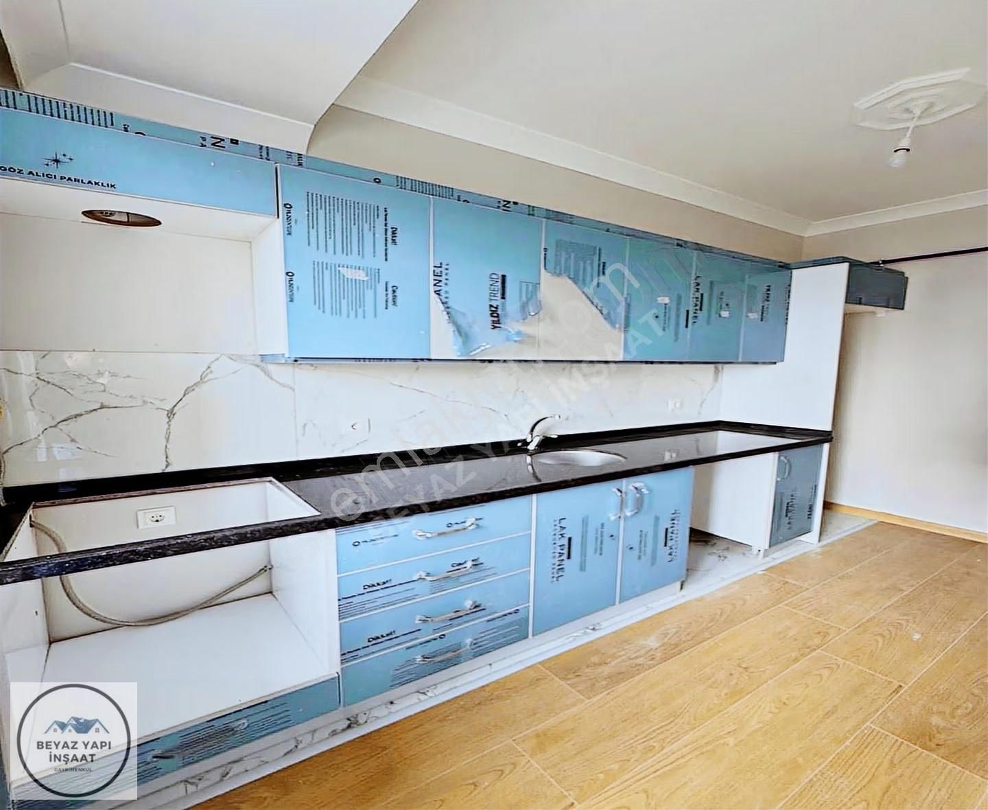 Beyaz Yapı'dan Metroya 800 Metre Uzaklık'ta Çift Balkonlu 2+1 - Görsel 2