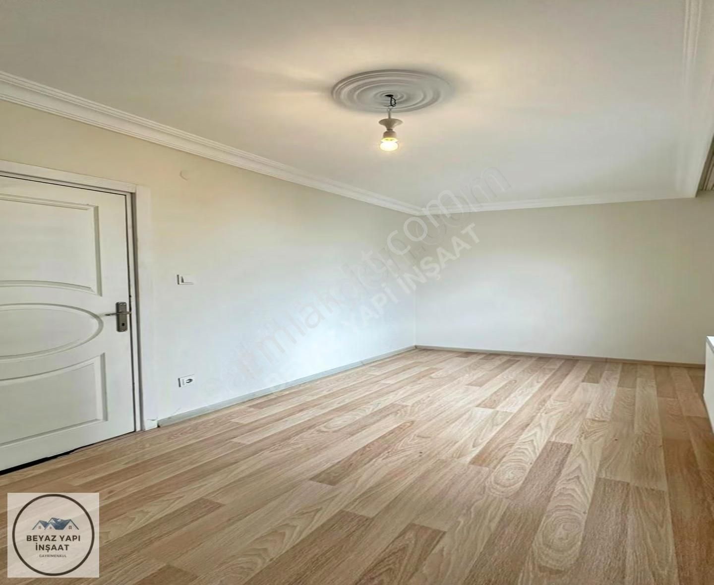 Beyaz Yapı'dan Pretijli Konum'da Kullanışlı 2+1 Ara Kat !!!! - Görsel 25