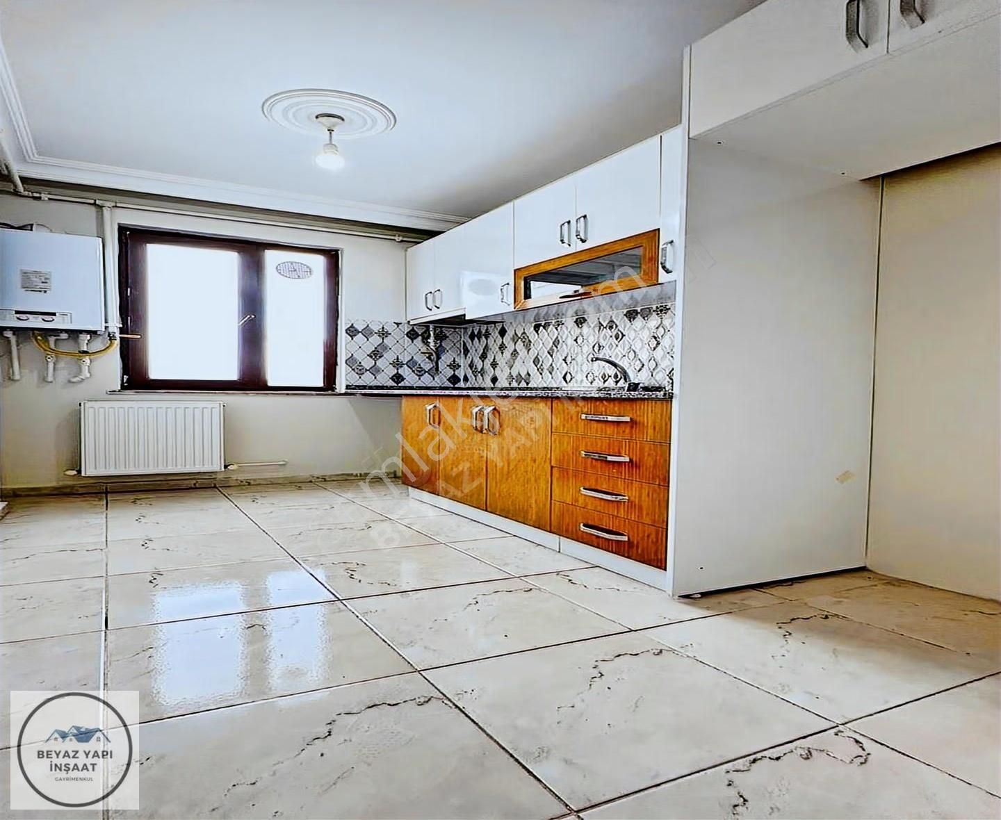 Beyaz Yapı'dan Pretijli Konum'da Kullanışlı 2+1 Ara Kat !!!! - Görsel 21