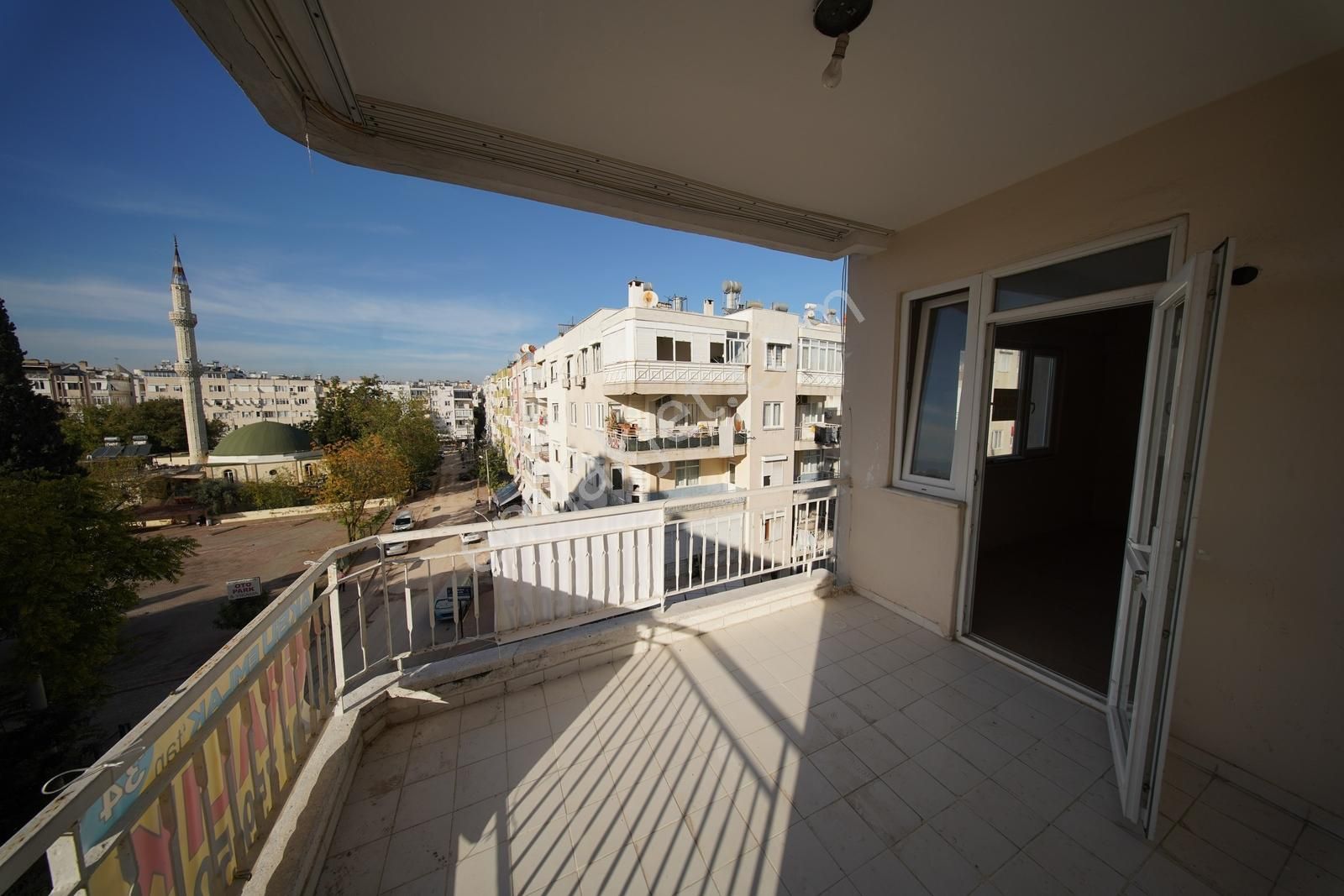 Varlıkta Eğitim Araştırma Hastanesi Karşısında 3+1 Kiralık Daire - Görsel 3