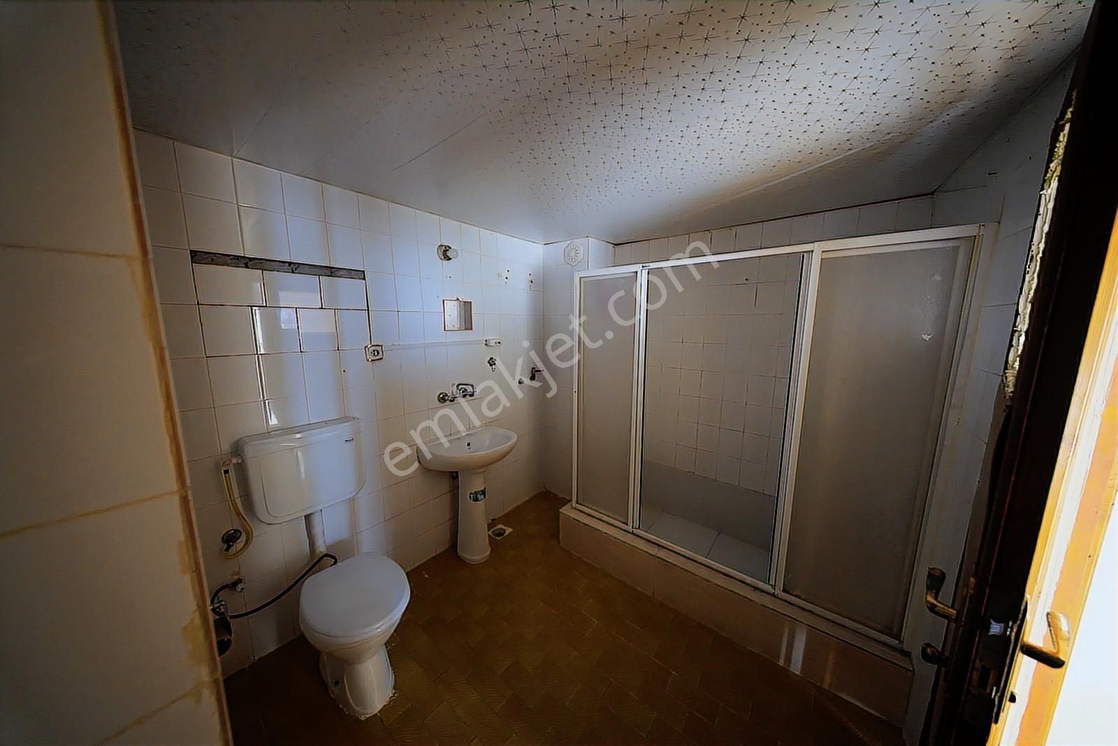 Varlıkta Eğitim Araştırma Hastanesi Karşısında 3+1 Kiralık Daire - Görsel 12