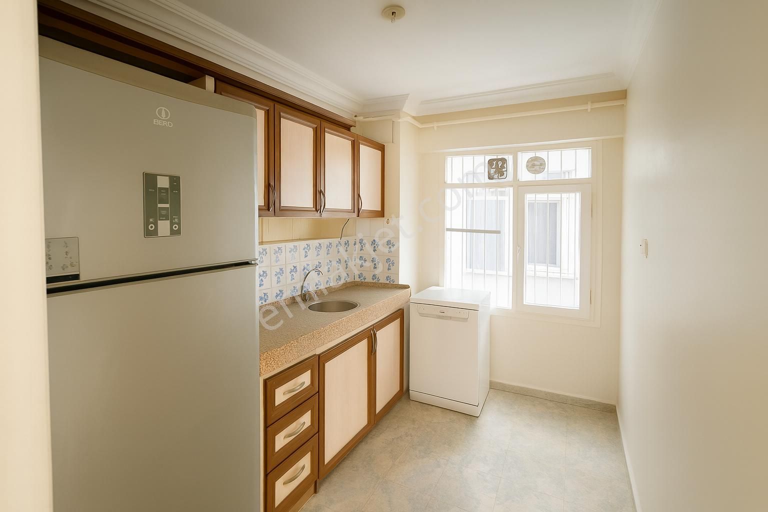 Konak Mithatpaşa Mah. Arakat 3+1 Doğalgazlı Kapalı Mutfak 95 M2 Satılık Daire - Görsel 10